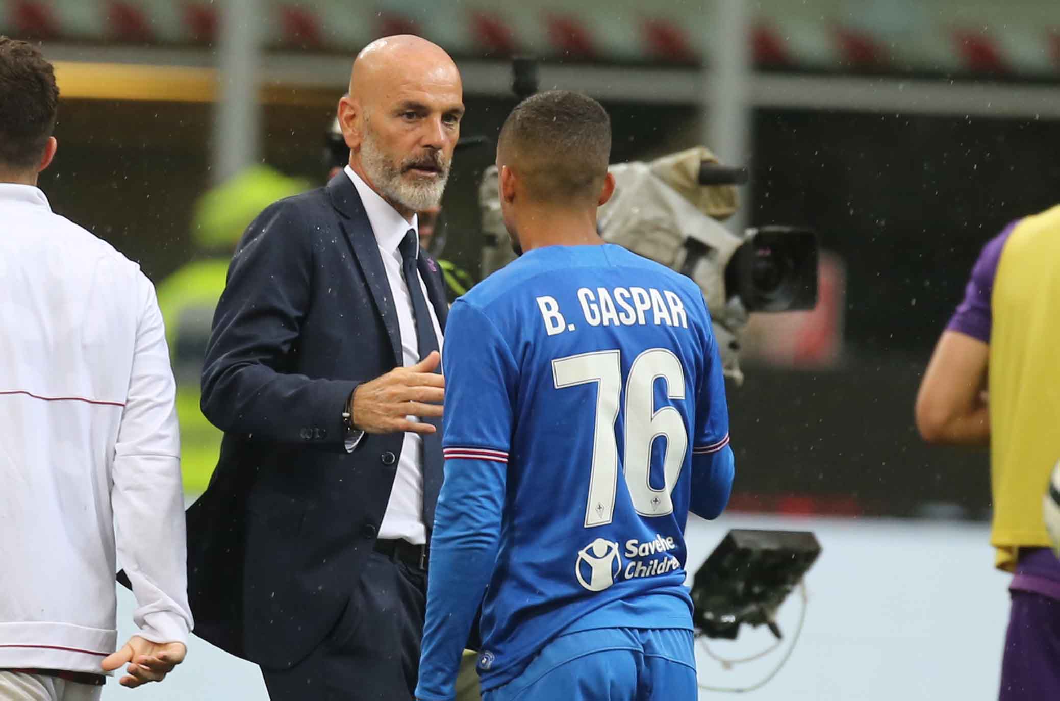 Difficoltà ed errori individuali: il Cholito spaventa il Diavolo, poi il Milan dilaga