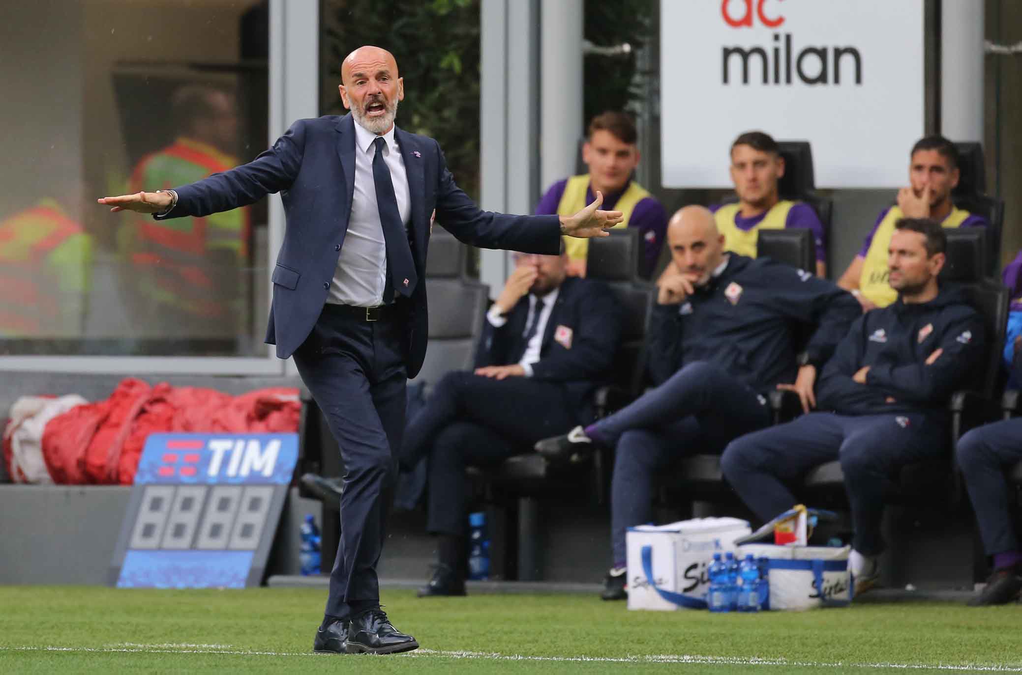 Milan e Fiorentina si sfidano per la 170ª volta, solo 13 successi viola in trasferta
