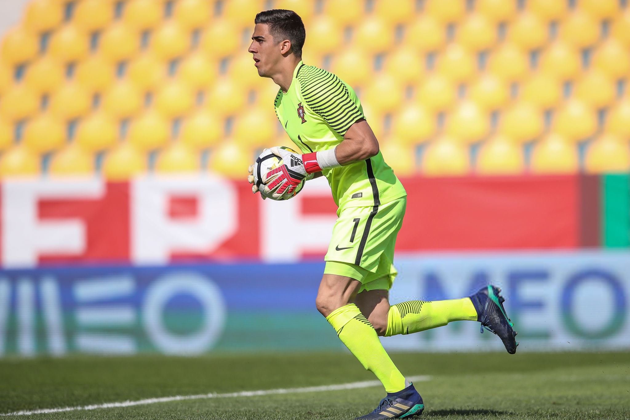 Dal Portogallo: Fiorentina sul portiere Joel Pereira del Manchester United