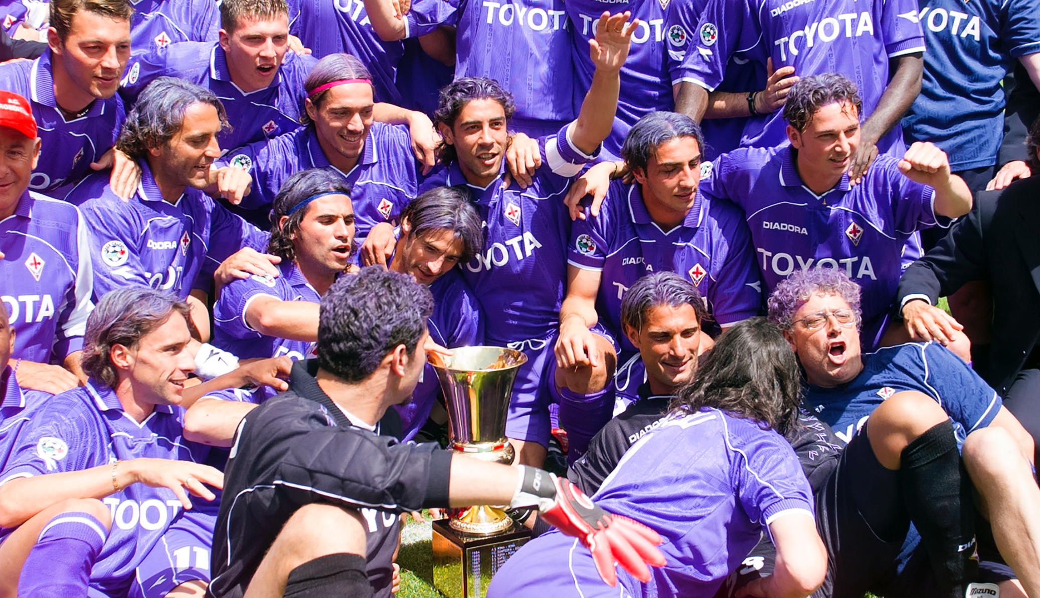 Accadde oggi: 13 giugno 2001, Rui Costa alza la Coppa Italia. L'ultimo trofeo viola (VIDEO)