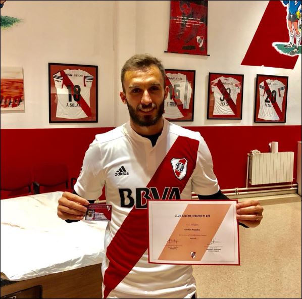 Pezzella diventa ambasciatore del River Plate (FOTO)