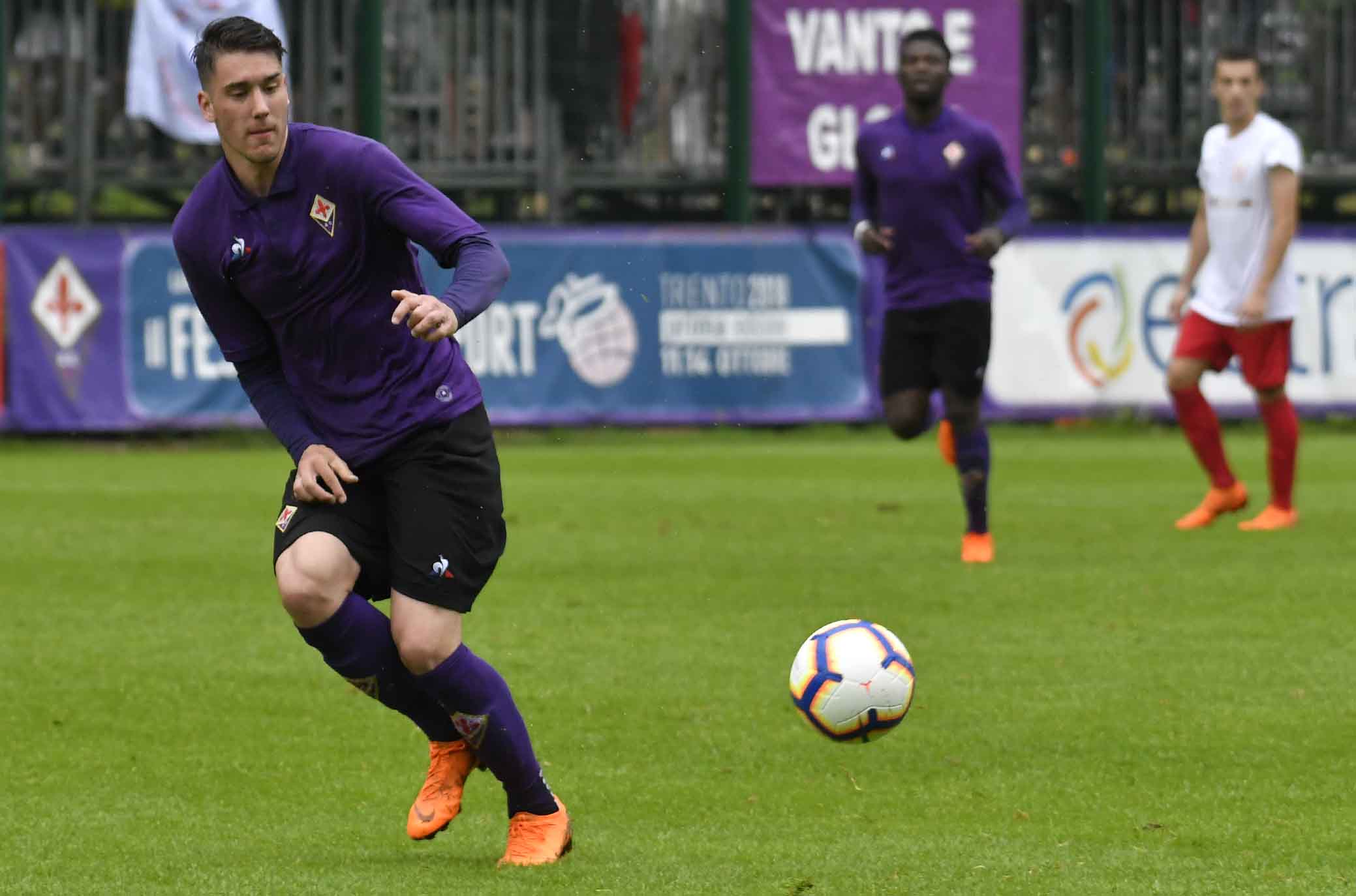 La formazione dei tifosi: Fiorentina a tre punte, Norgaard in cabina di regia