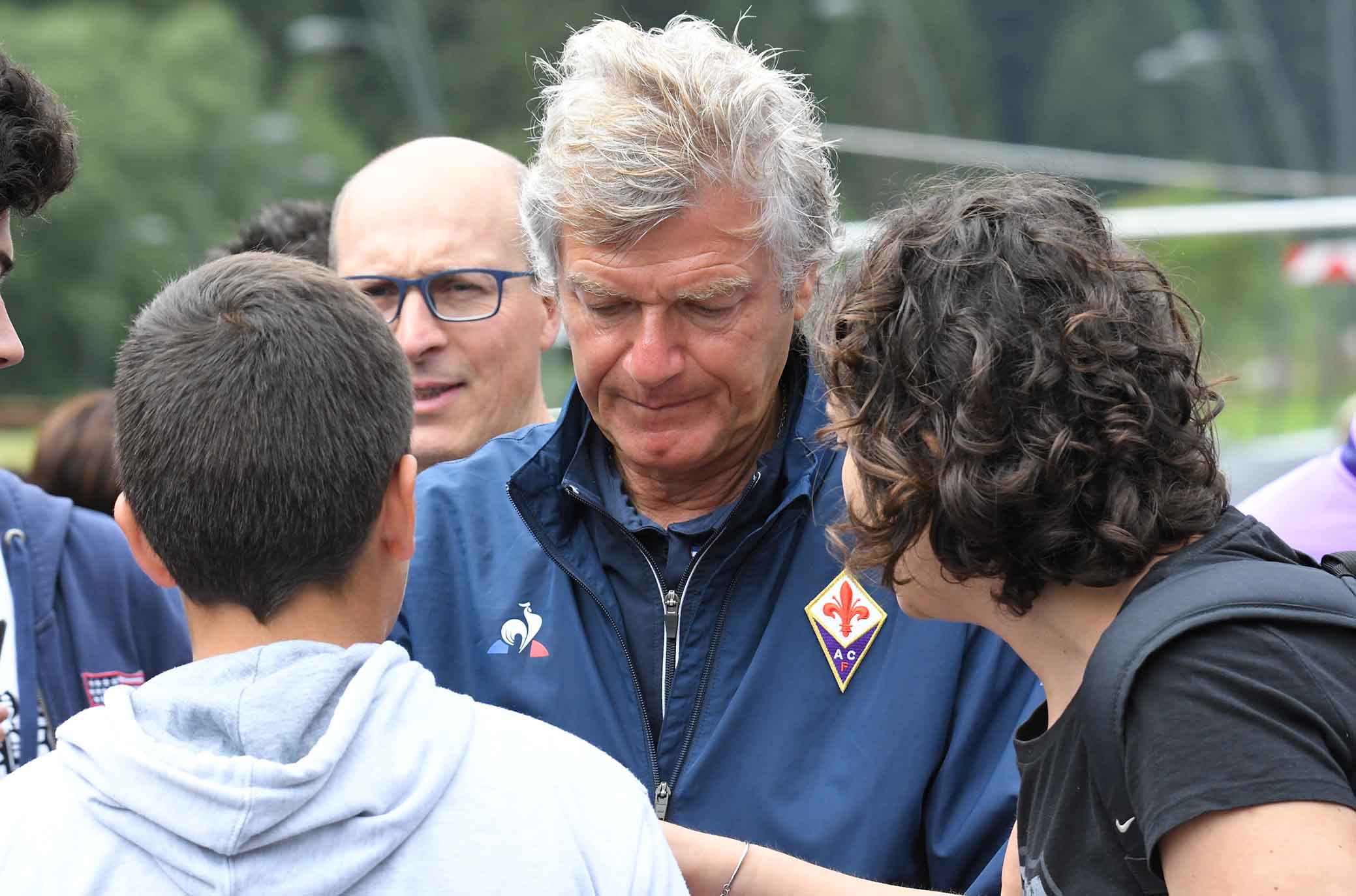 FIORENTINA RITIRO DI MOENA 15-07-2018. GIANCARLO ANTOGNONI FIRMA AUTOGRAFI. SILPRESS/GALASSI SILVANO