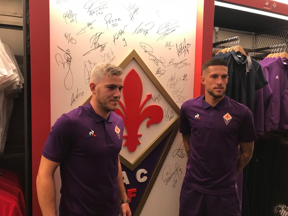 Foto e Video VI.IT: Biraghi e Veretout al Fiorentina store: "Vi aspettiamo domani al 'Franchi'"