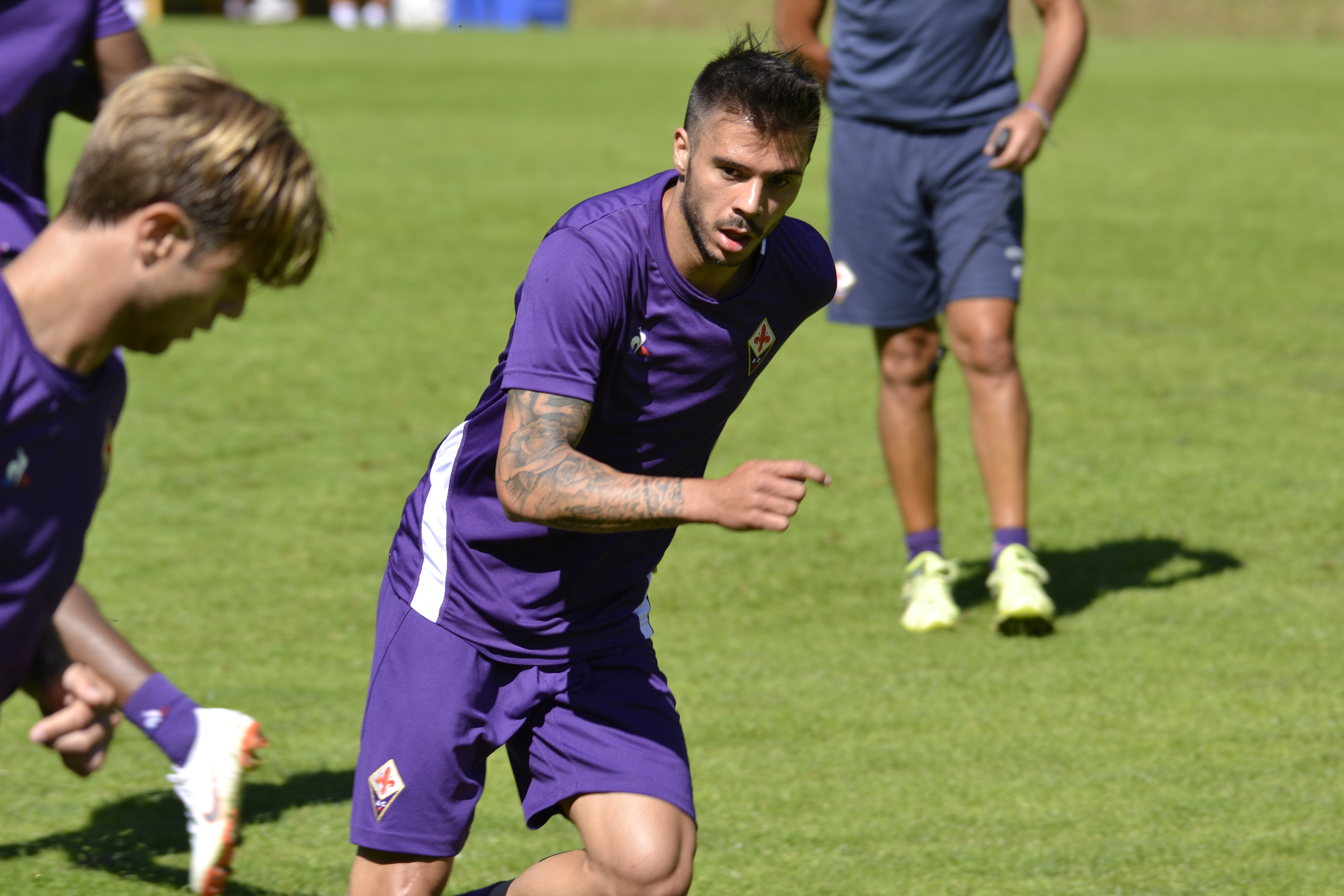 Viola in prestito, il Lecce batte il Crotone di Oddo con Venuti goleador (VIDEO)