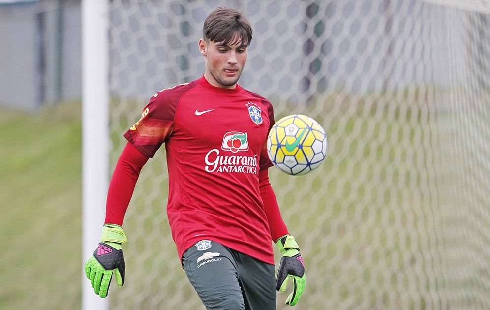 La Roma per la porta prende il giovane brasiliano Fuzato: c'era anche la Fiorentina