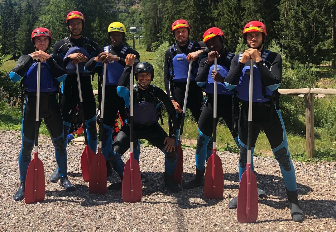 I francesi della Fiorentina fanno rafting insieme (FOTO e VIDEO)