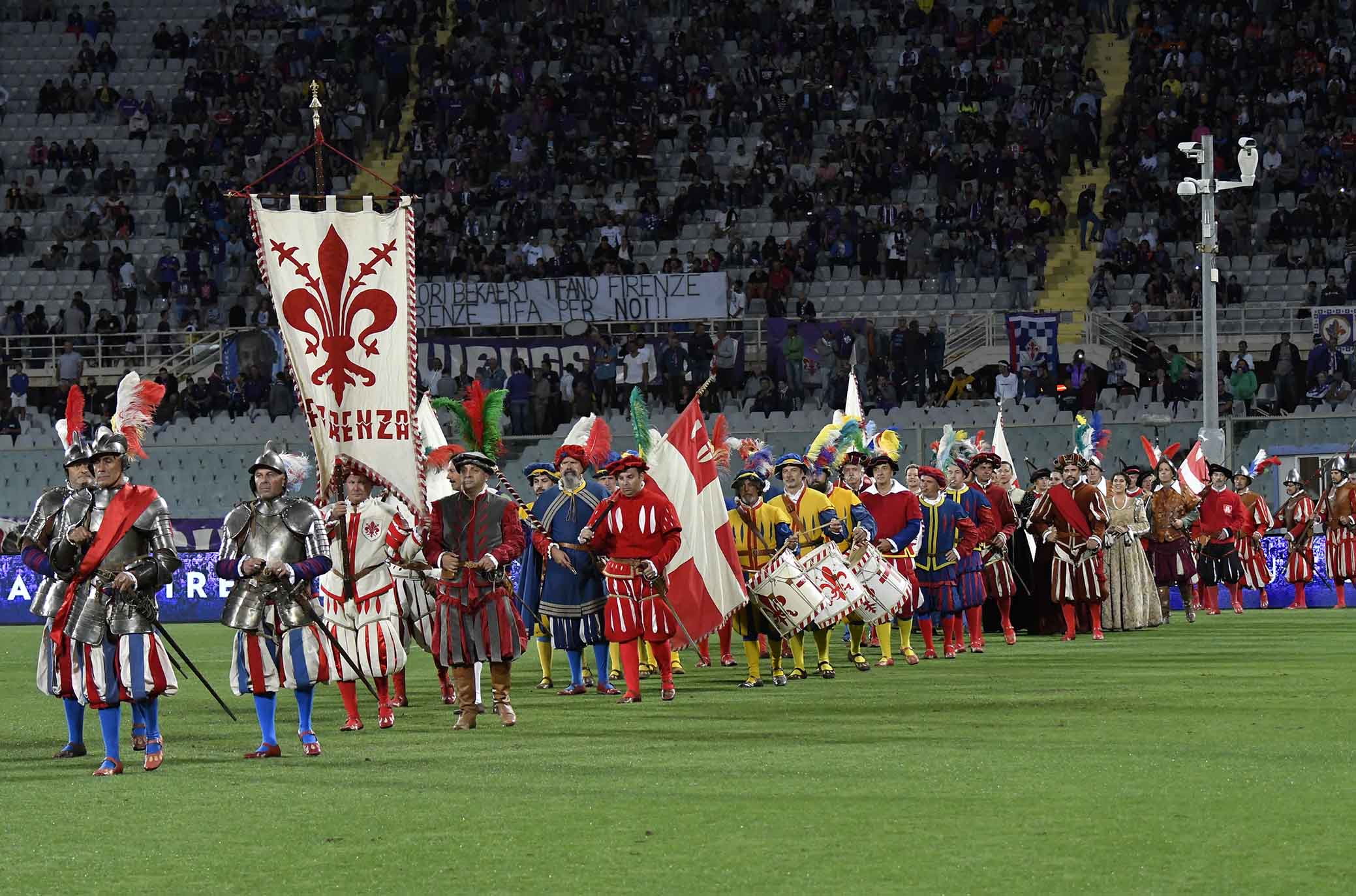 FIORENTINA-CHIEVO 26-08-2018 figuranti del calcio storico fiorentino. GALASSI SILVANO/SILPRRESS