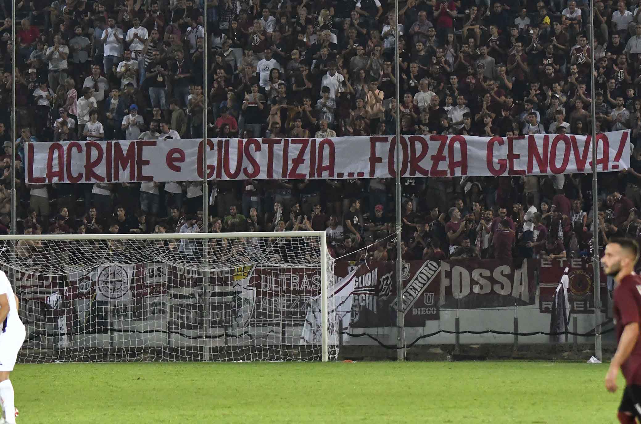 AREZZO-FIORENTINA 22-08-2018 STRISCIONE IN RICORDO DELLE VITTIME DI GENOVA. GALASSI SILVANO/SILPRESS
