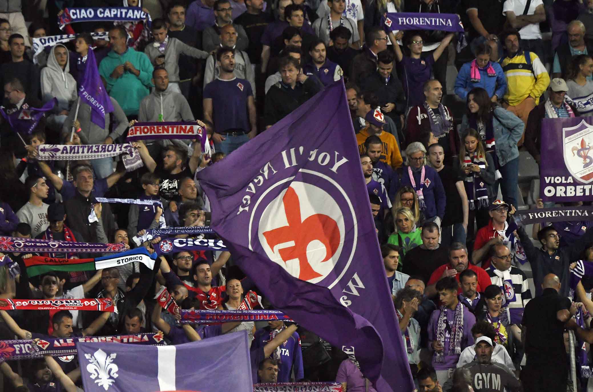 'Rispettate la maglia, noi tifiamo': pace squadra-tifosi, rinnovato 'il patto'. Ma non con i Della Valle