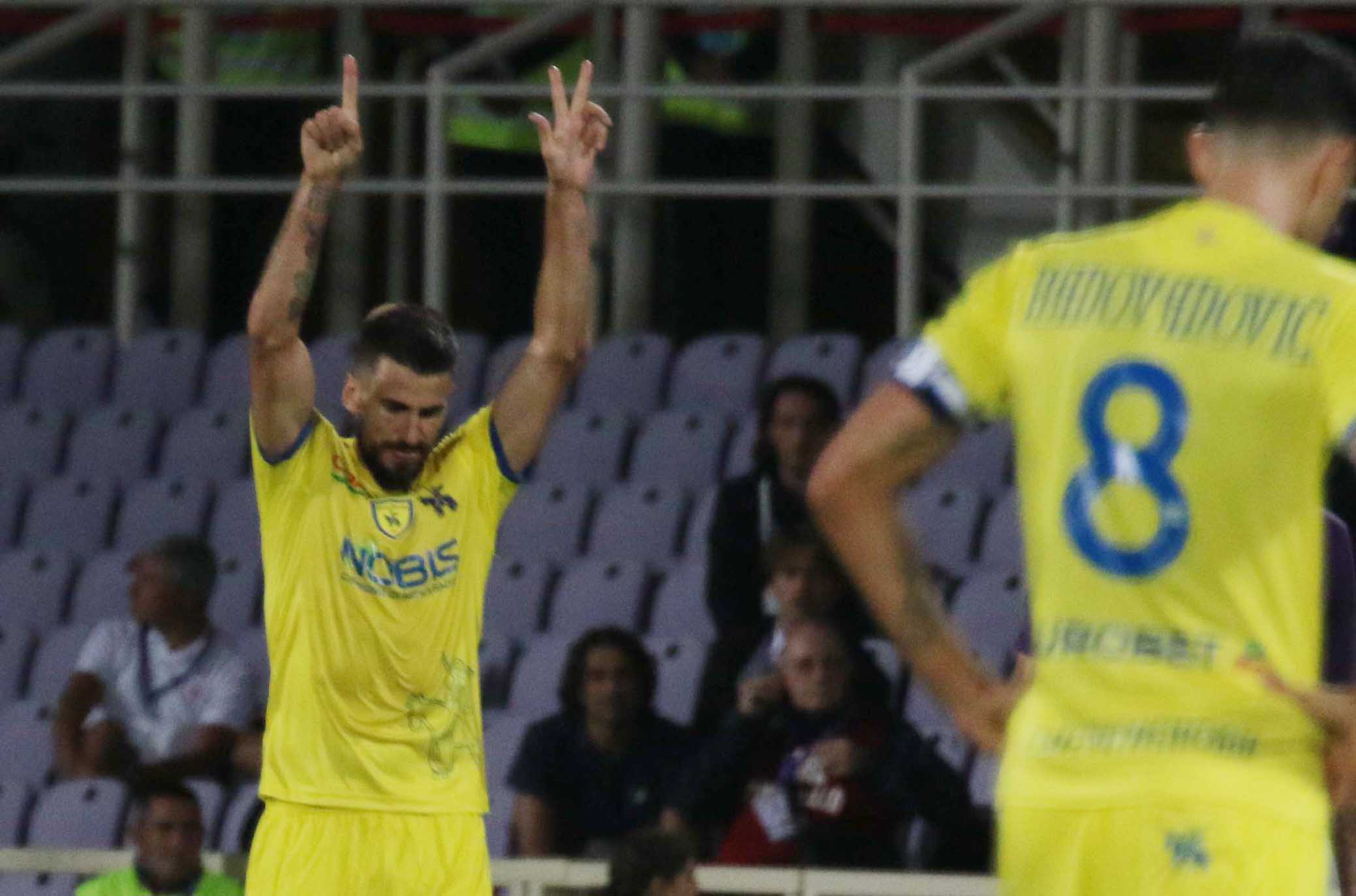 Verona, non solo Ceccherini per la difesa. Ora in pole c'è Tomovic
