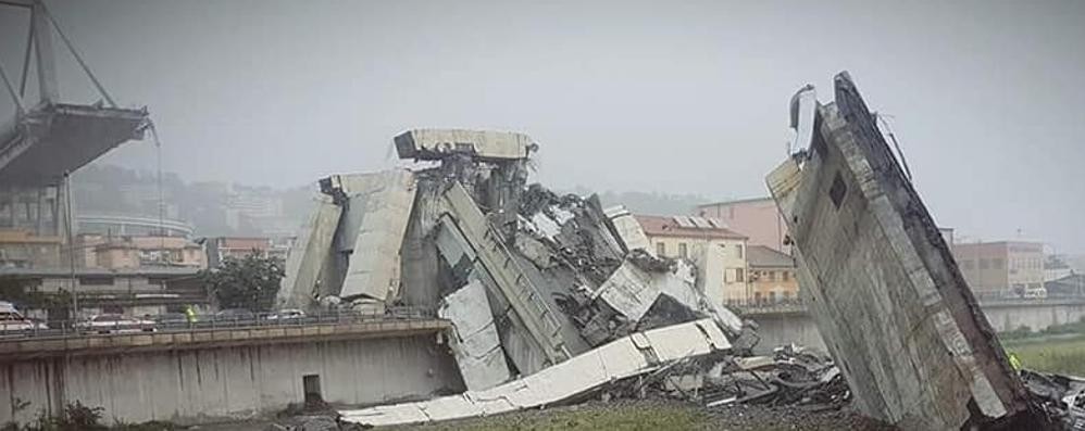 Crollo ponte Morandi: tifosi Genoa in lutto saltano trasferta Milano
