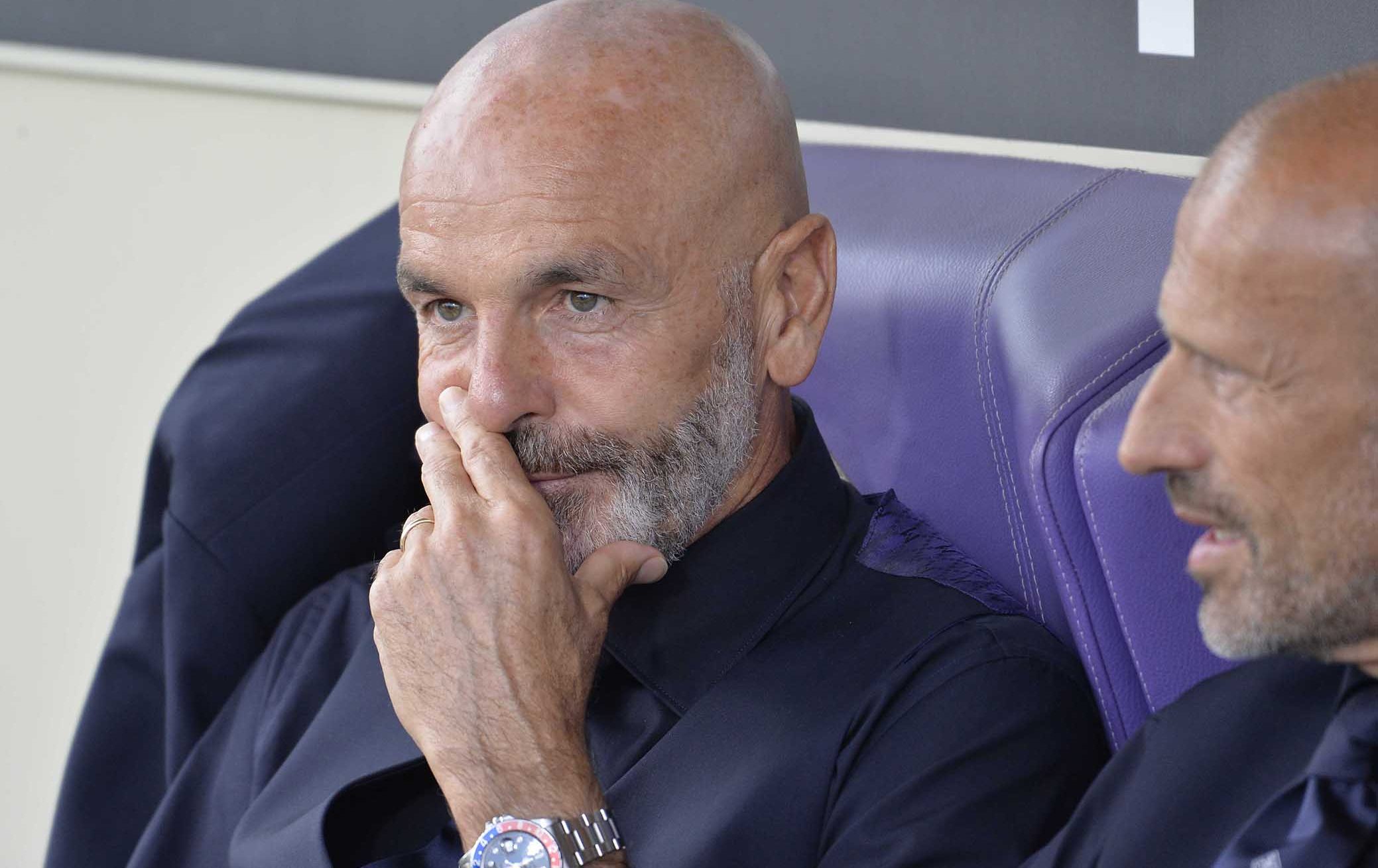Curiosità per il primo scontro diretto stagionale: quali saranno le scelte di Pioli? L'atteggiamento della Fiorentina farà la differenza