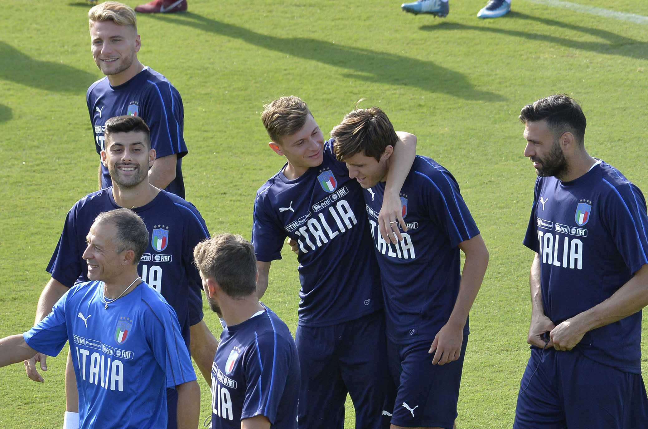 Prepotente ritorno del viola nel mondo. 14 nazionali, più Lafont. Picco più alto dall’era Montella