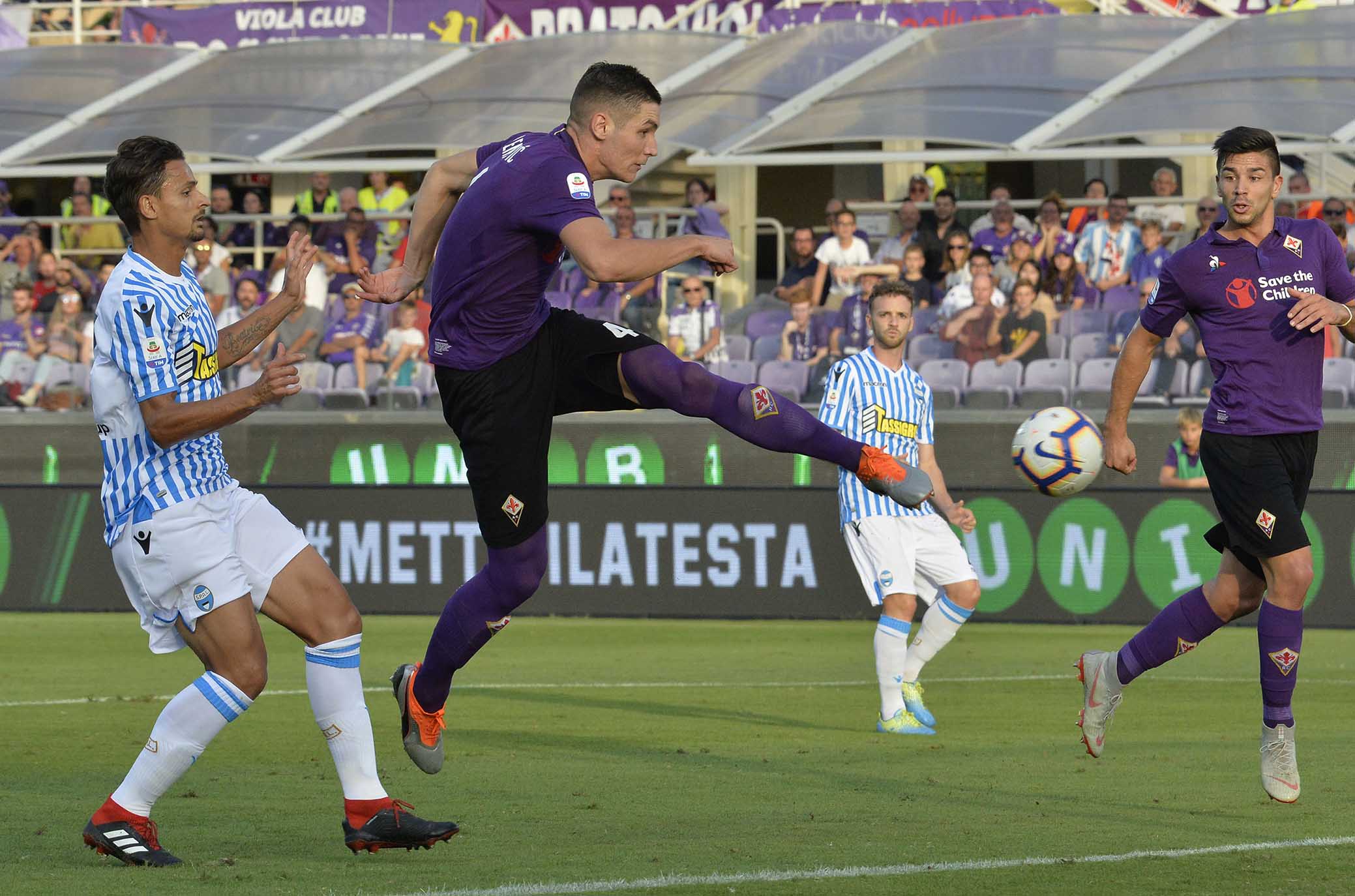 Ancora Milenkovic: "Terzino o centrale, sempre pronto a battermi. Torniamo a sorridere con Firenze"