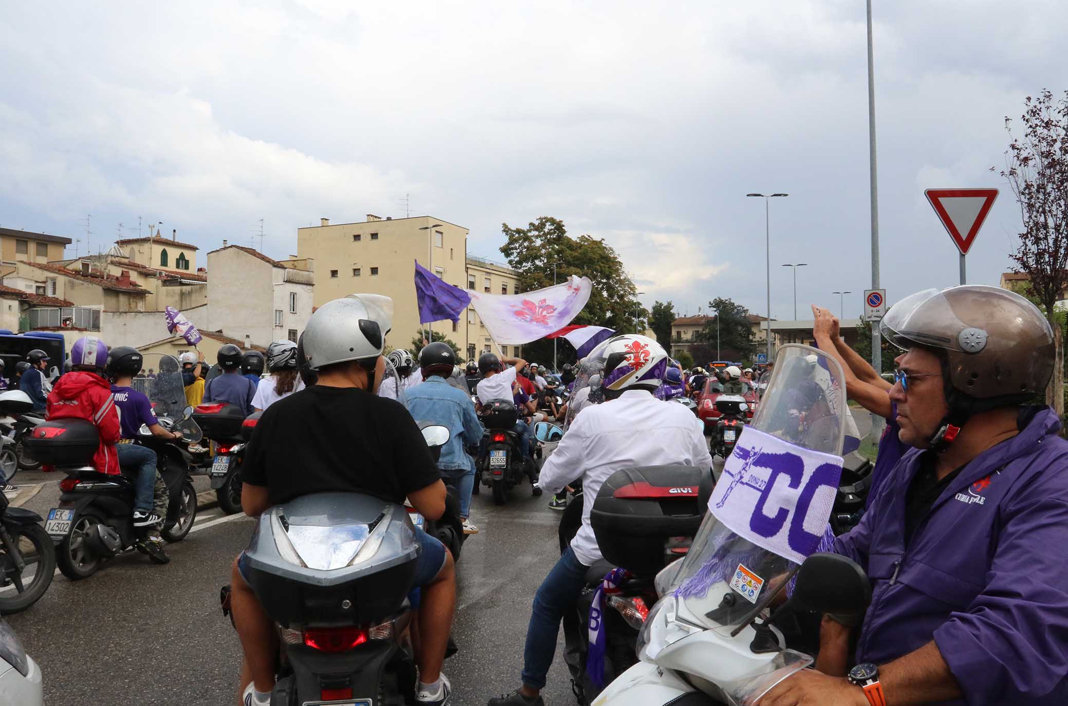 Il programma della giornata: stamani rifinitura, alle 20.45 c'è Fiorentina-Sampdoria