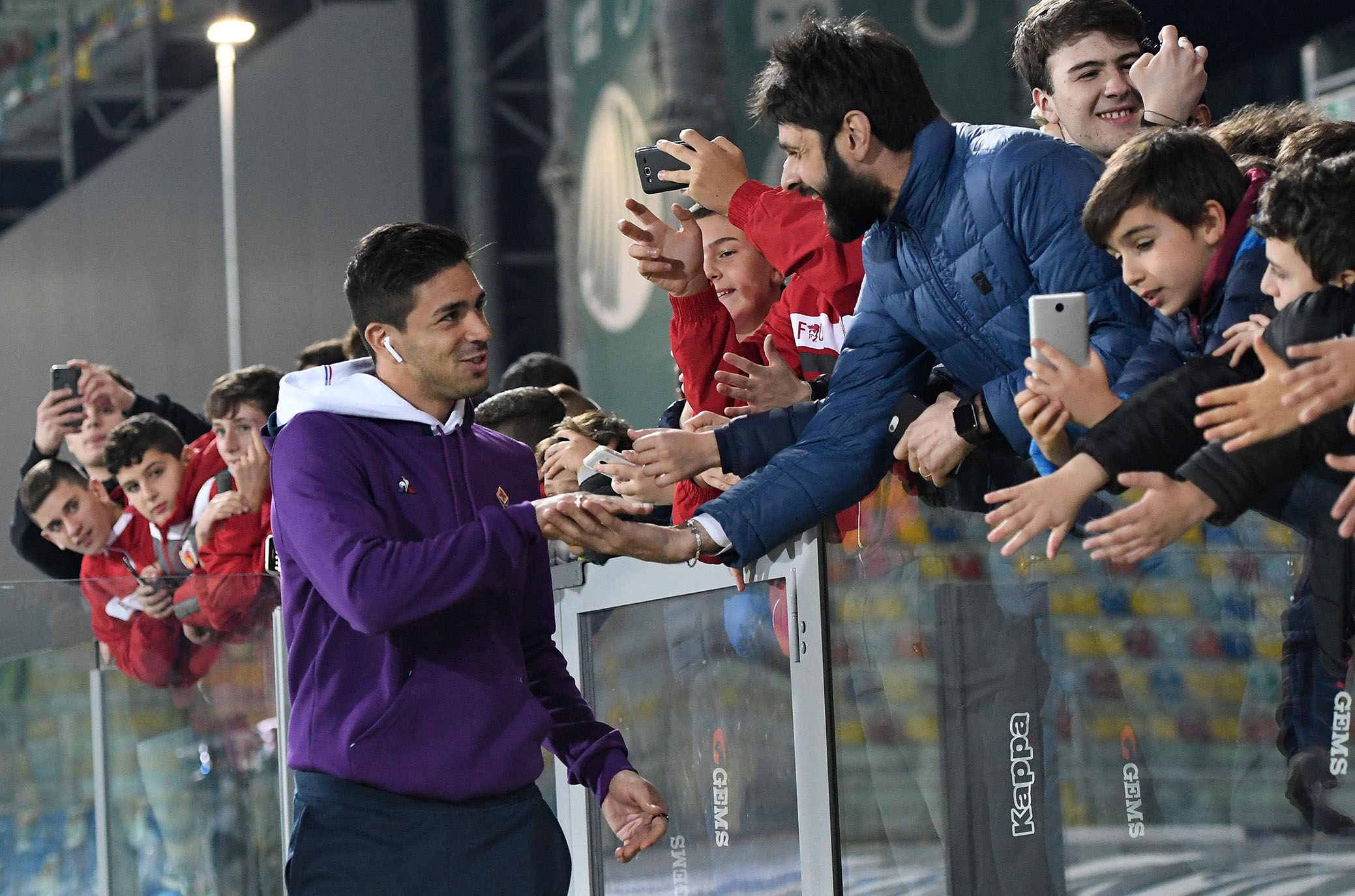 FROSINONE-FIORENTINA 09-11-2018 GIOVANNI SIMEONE SALUTA I TIFOSI. GALASSI SILVANO/SILPRESS