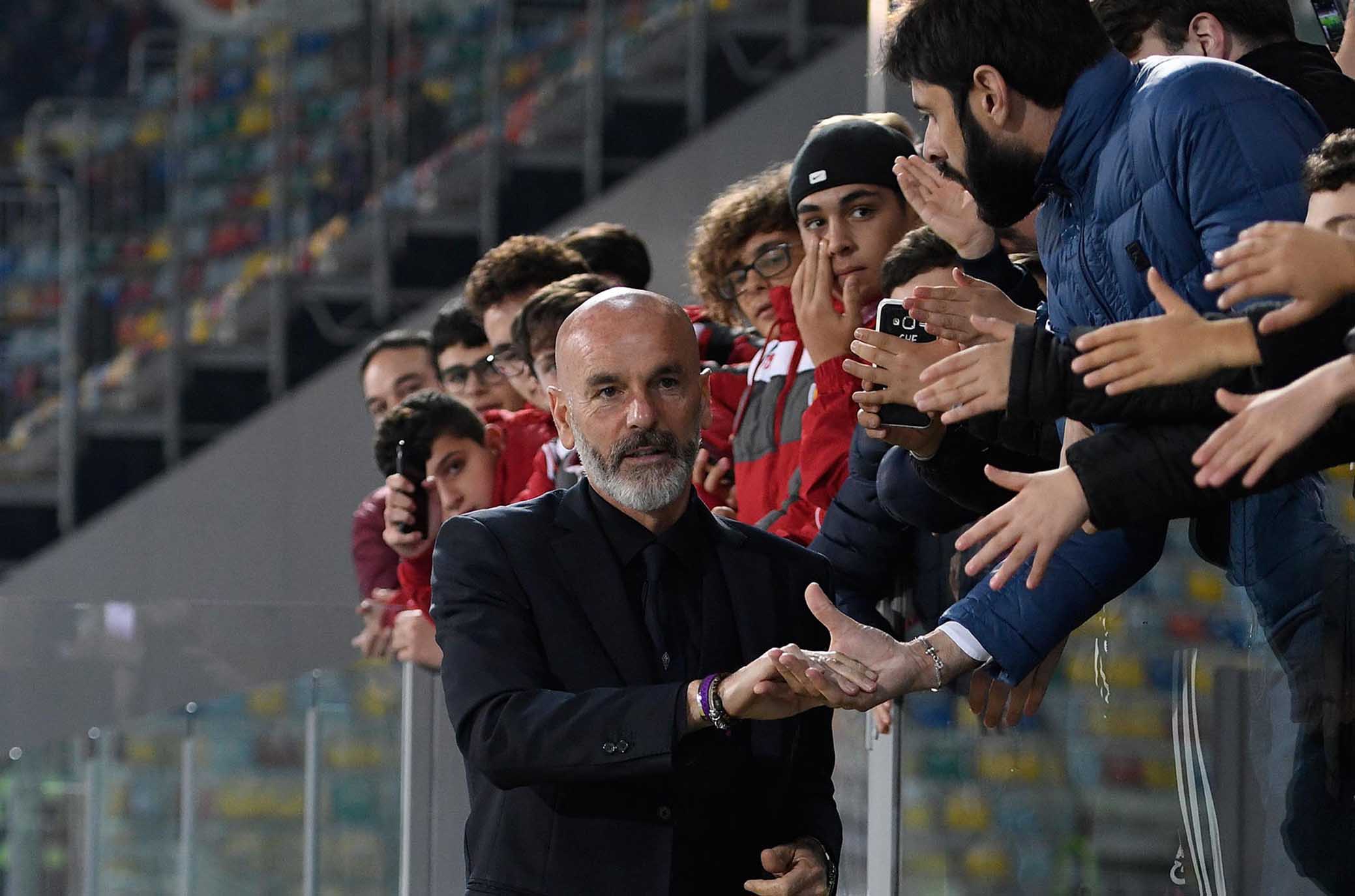 A fine partita delusione e rabbia. Dai tifosi arrivano fischi (quasi) per tutti