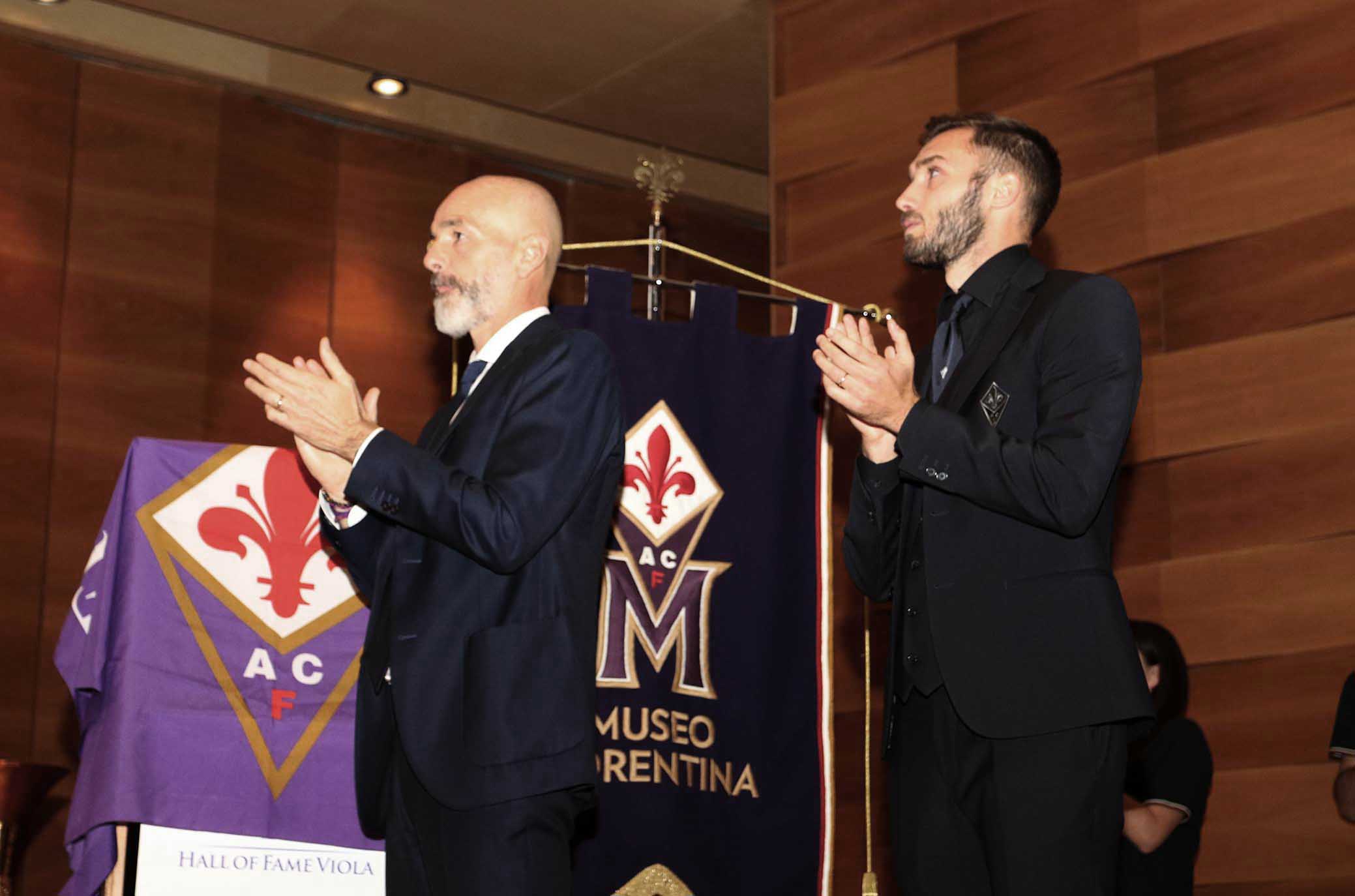Pioli e Pezzella arrivati a Milano: incontro con gli arbitri