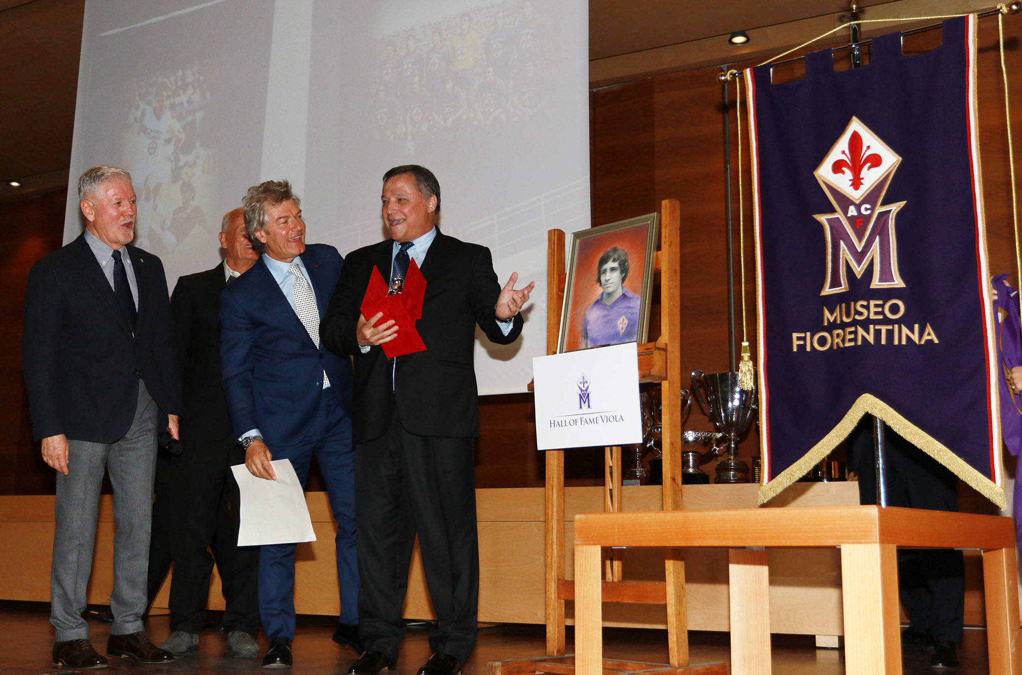 Glorie viola, stasera alla cena di Natale c'è Commisso. Ecco i 10 ex giocatori premiati