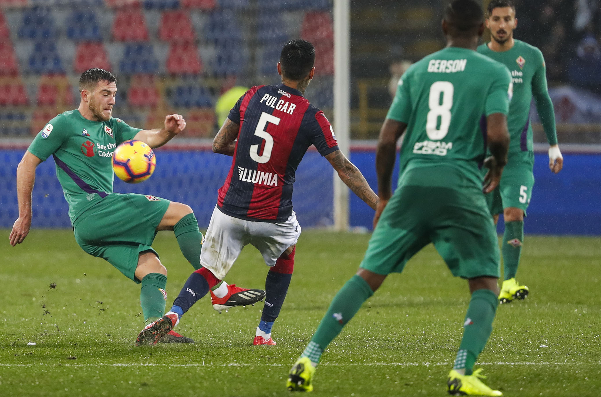 BOLOGNA ITALIA, 25-11-18 - 13° GIORNATA DI CAMPIONATO SERIE A TIM - STADIO RENATO DALL'ARA, BOLOGNA VS FIORENTINA, BY CASTALDI / SILPRESS NELLA FOTO: JORDAN VERETOUT