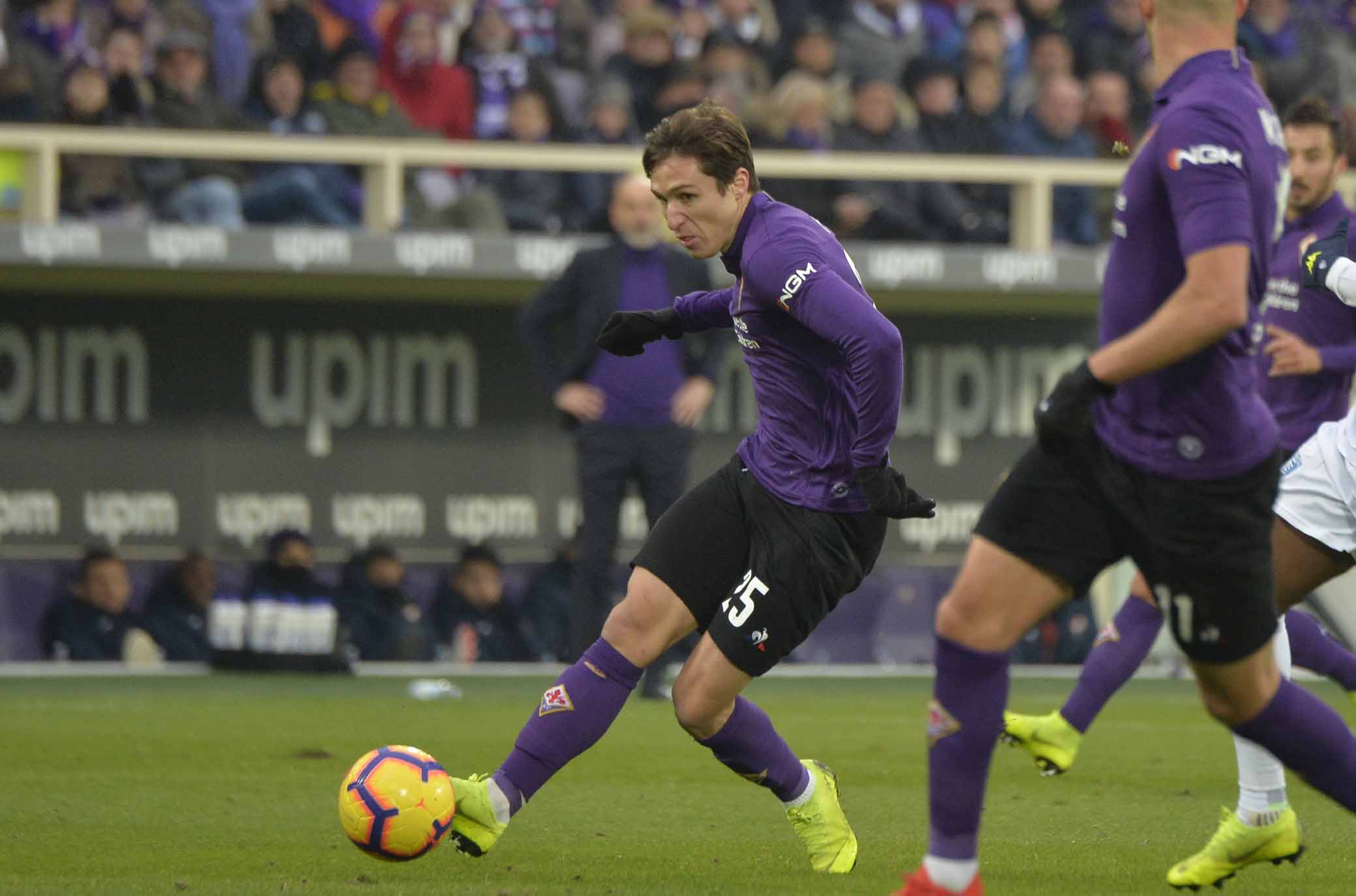 Federico Chiesa punta in alto. L’esterno viola cerca il primo gol contro una big