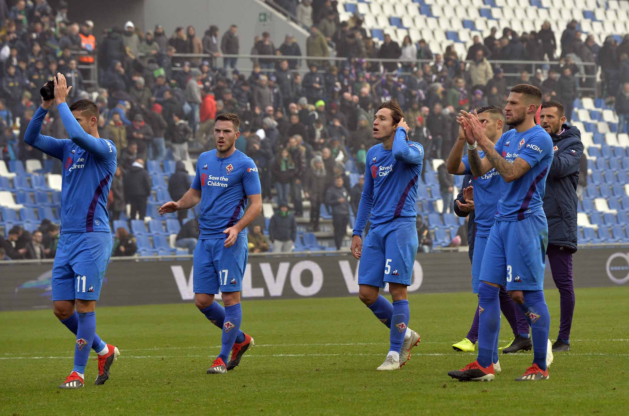 Giocatori, che schiaffo. Il gelo dei tifosi dopo il 3-3 non se lo aspettavano