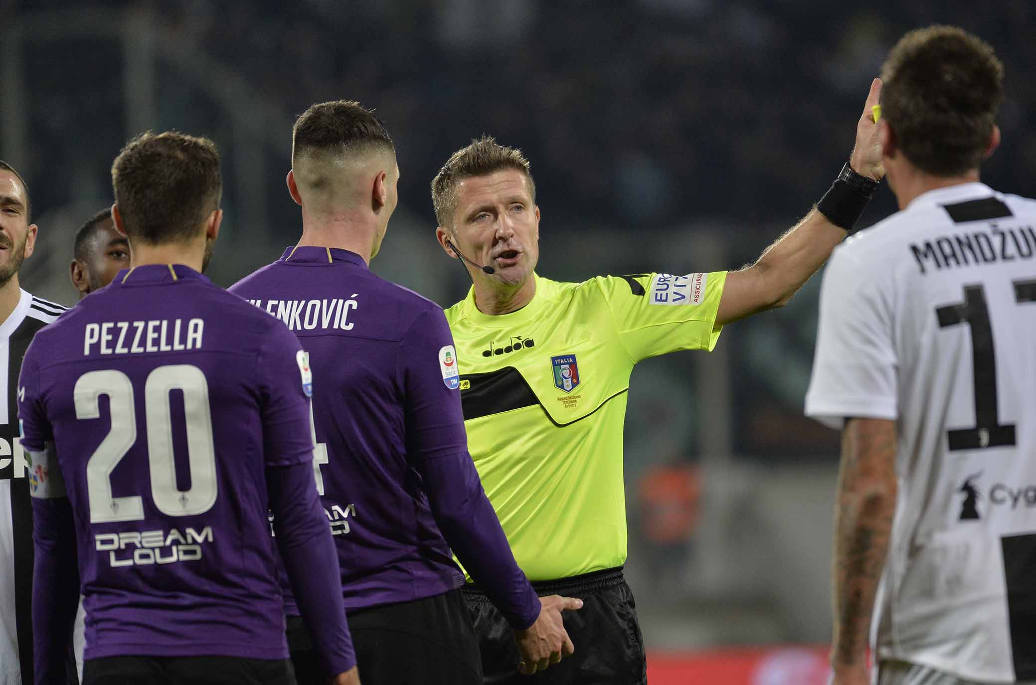 Atalanta-Fiorentina, sarà Orsato a dirigere il match. Aureliano al Var
