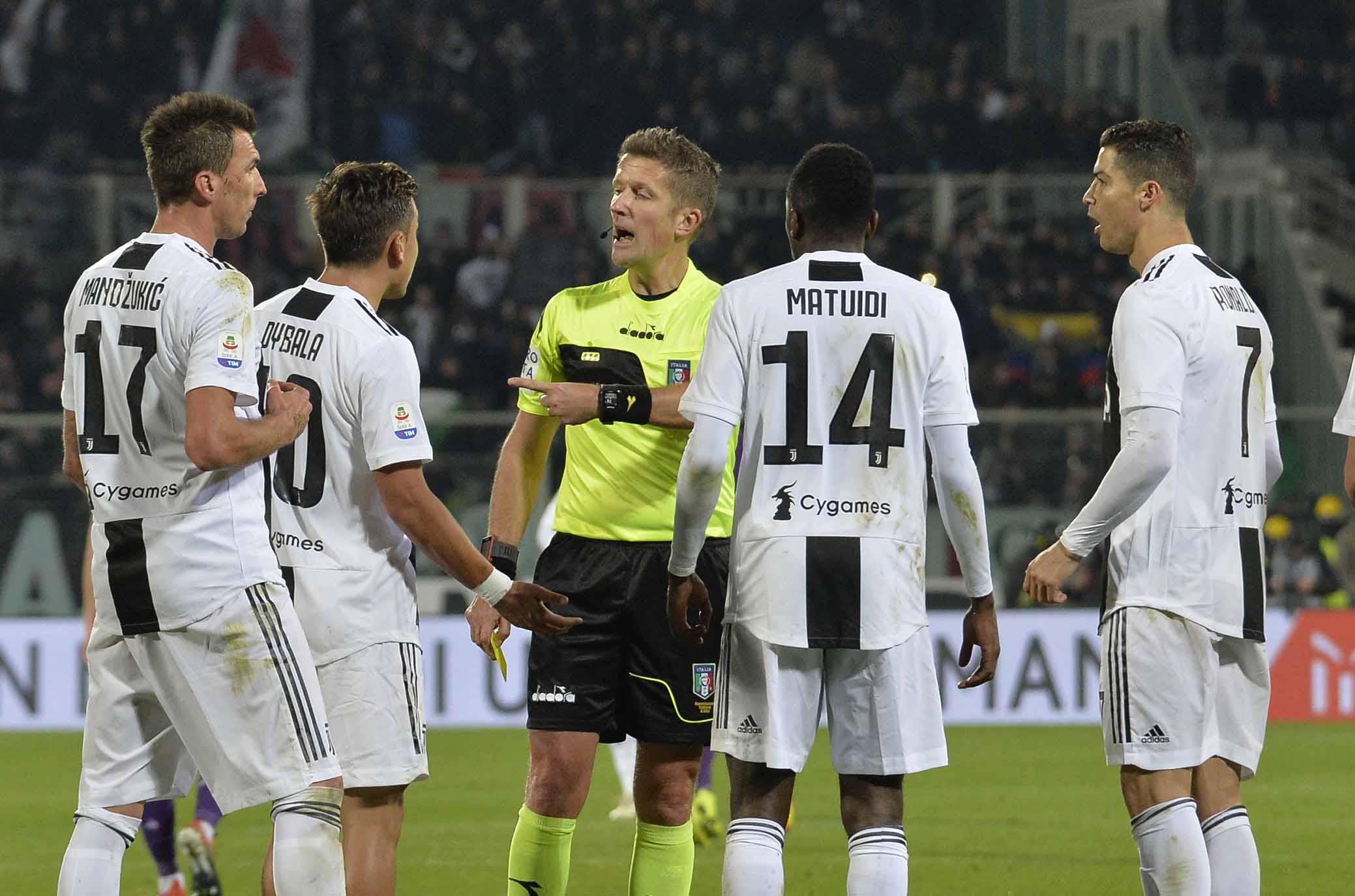 Juve: straordinari per Alex Sandro, dubbio in mezzo. Davanti D.Costa-Higuain-CR7