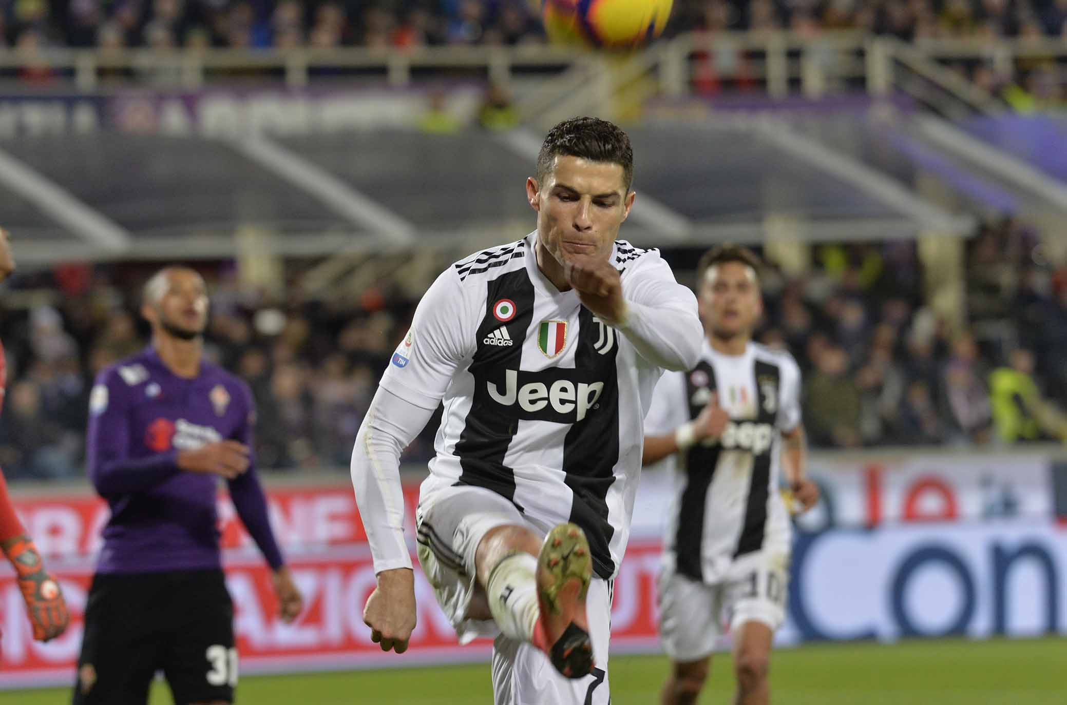 La Juve annuncia: 'Riduzione degli stipendi, intesa con calciatori e allenatore'