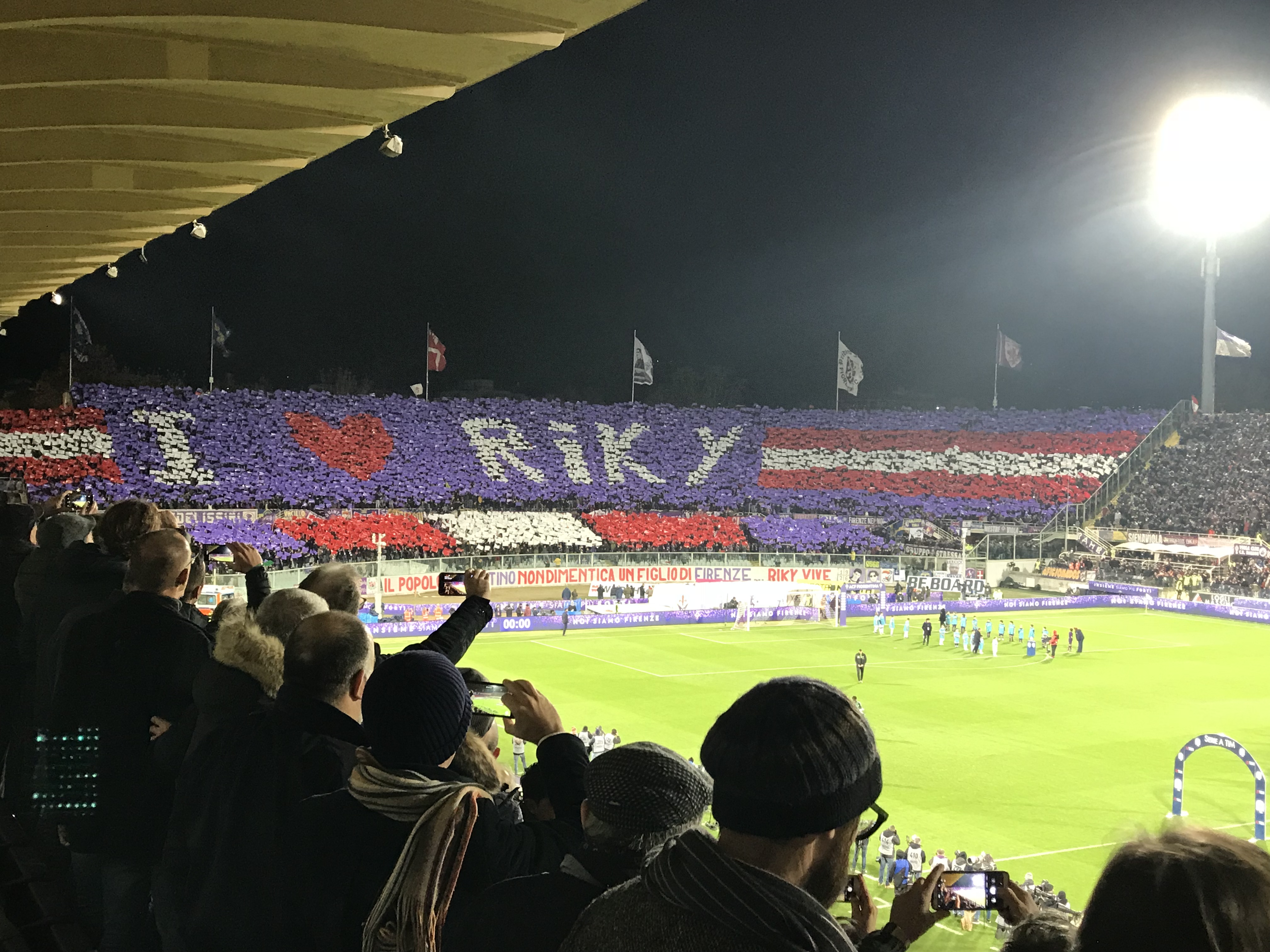 FOTO - La coreografia della Fiesole dedicata a Riccardo Magherini