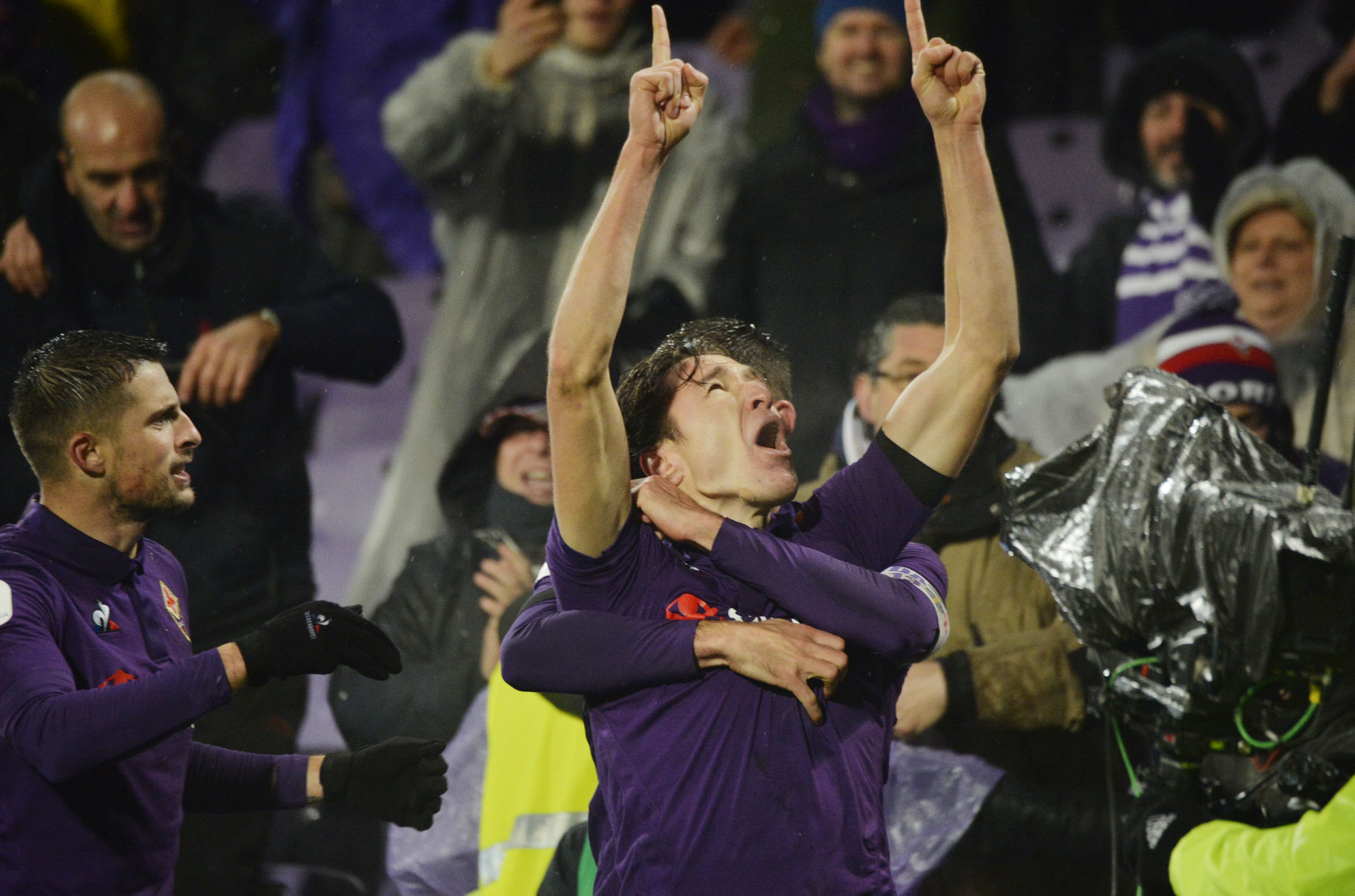 FIORENTINA-ROMA COPPA ITALIA 30-01-2019 ESULTANZA DI FEDERICO CHIESA CHE MOSTRA IL NEMERO DELLA SUA MANO IN RICORDO DI DAVIDE ASTORI. GALASSI SILVANO/SILPRESS