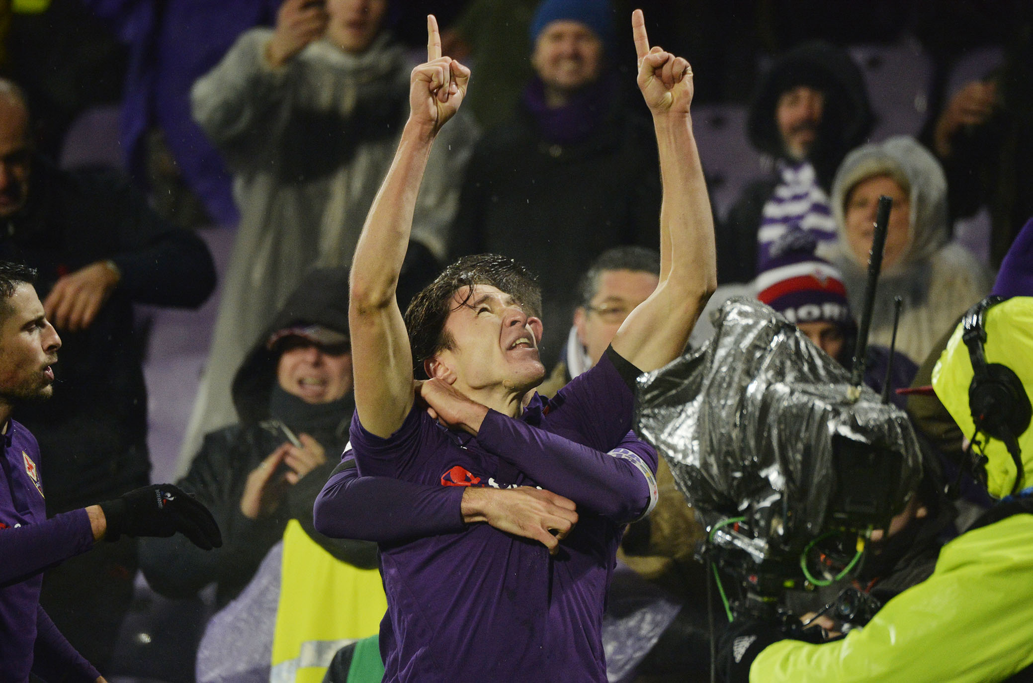 FIORENTINA-ROMA COPPA ITALIA 30-01-2019 ESULTANZA DI FEDERICO CHIESA CHE MOSTRA IL NEMERO DELLA SUA MANO IN RICORDO DI DAVIDE ASTORI. GALASSI SILVANO/SILPRESS
