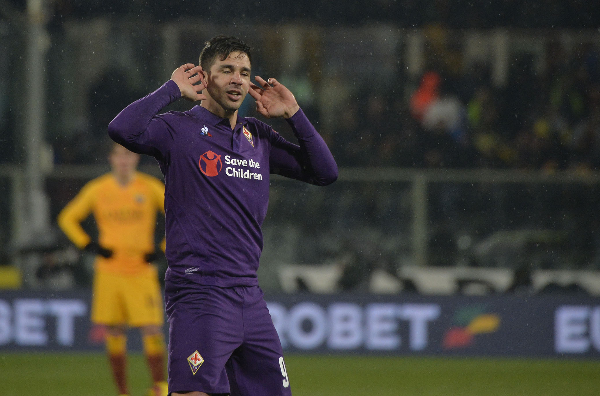 Senza Mirallas Simeone rischia comunque la panchina