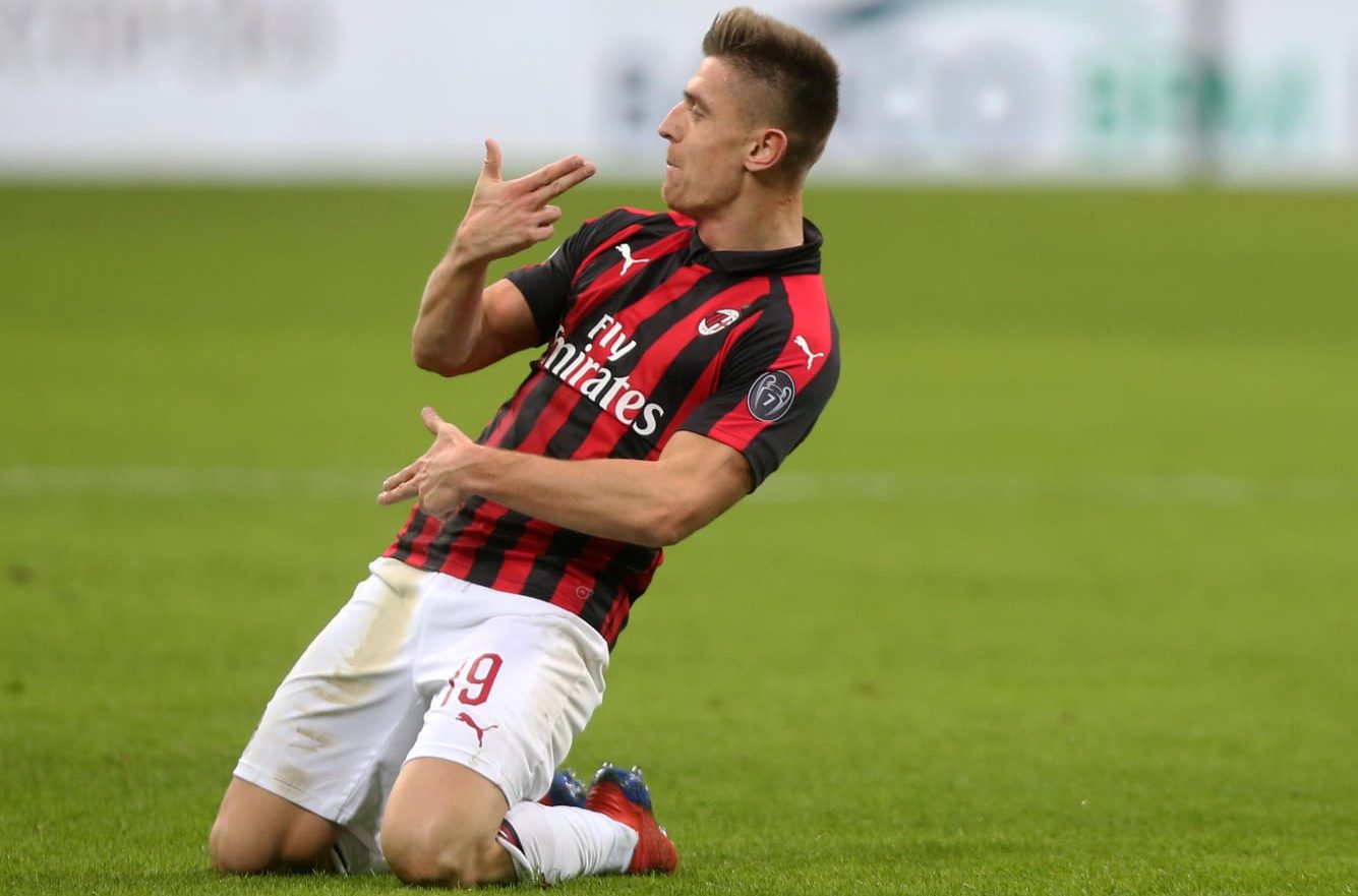 Piatek: "In bocca al lupo a mister Cesare Prandelli" (Foto)