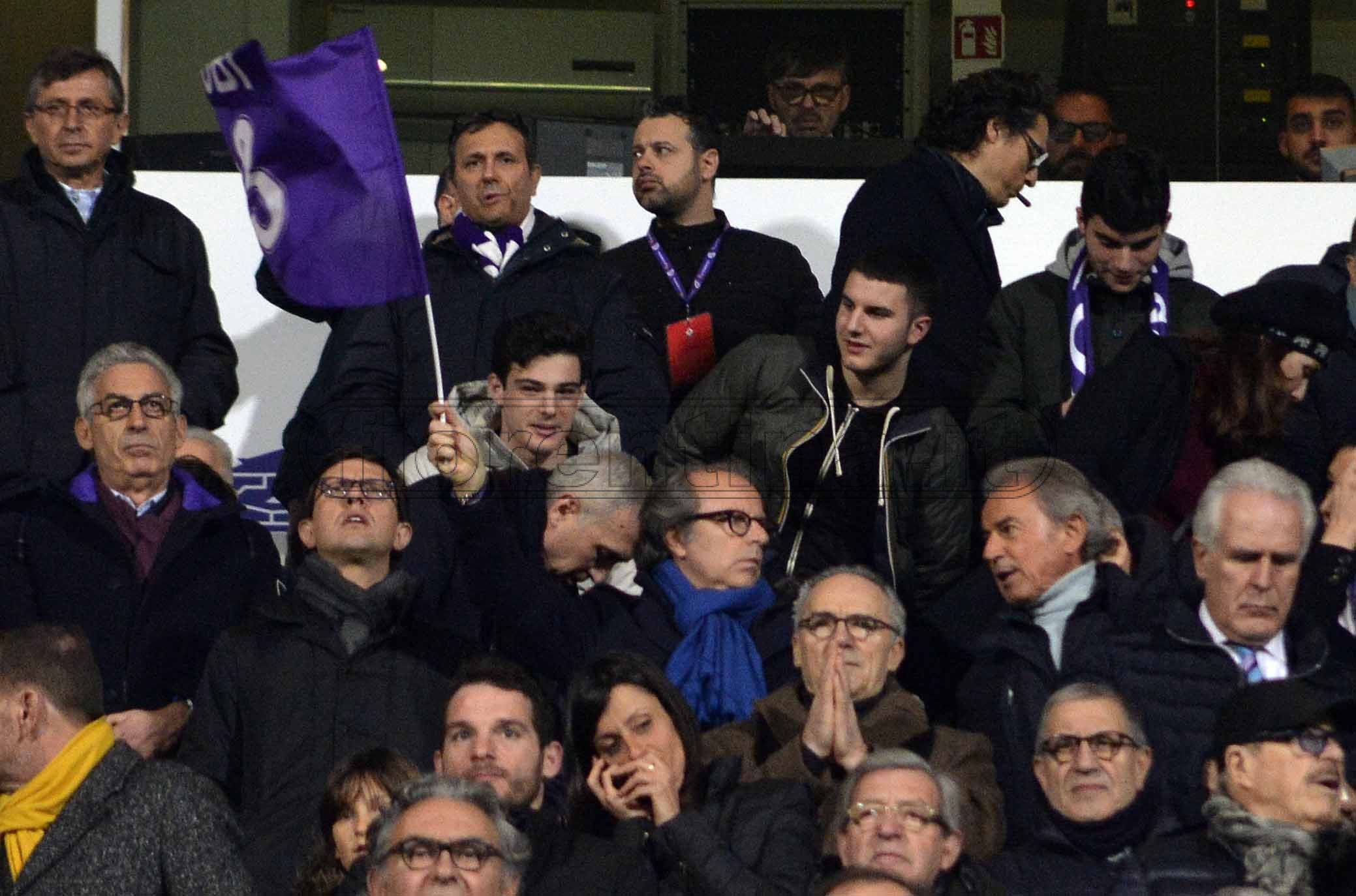 FIORENTINA-ATALANTA 27-02-2019 COPPA ITALIA. ANDREA DELLA VALLE CON LA BANDIERA IN RICORDO DI DAVIDE ASTORI. GALASSI