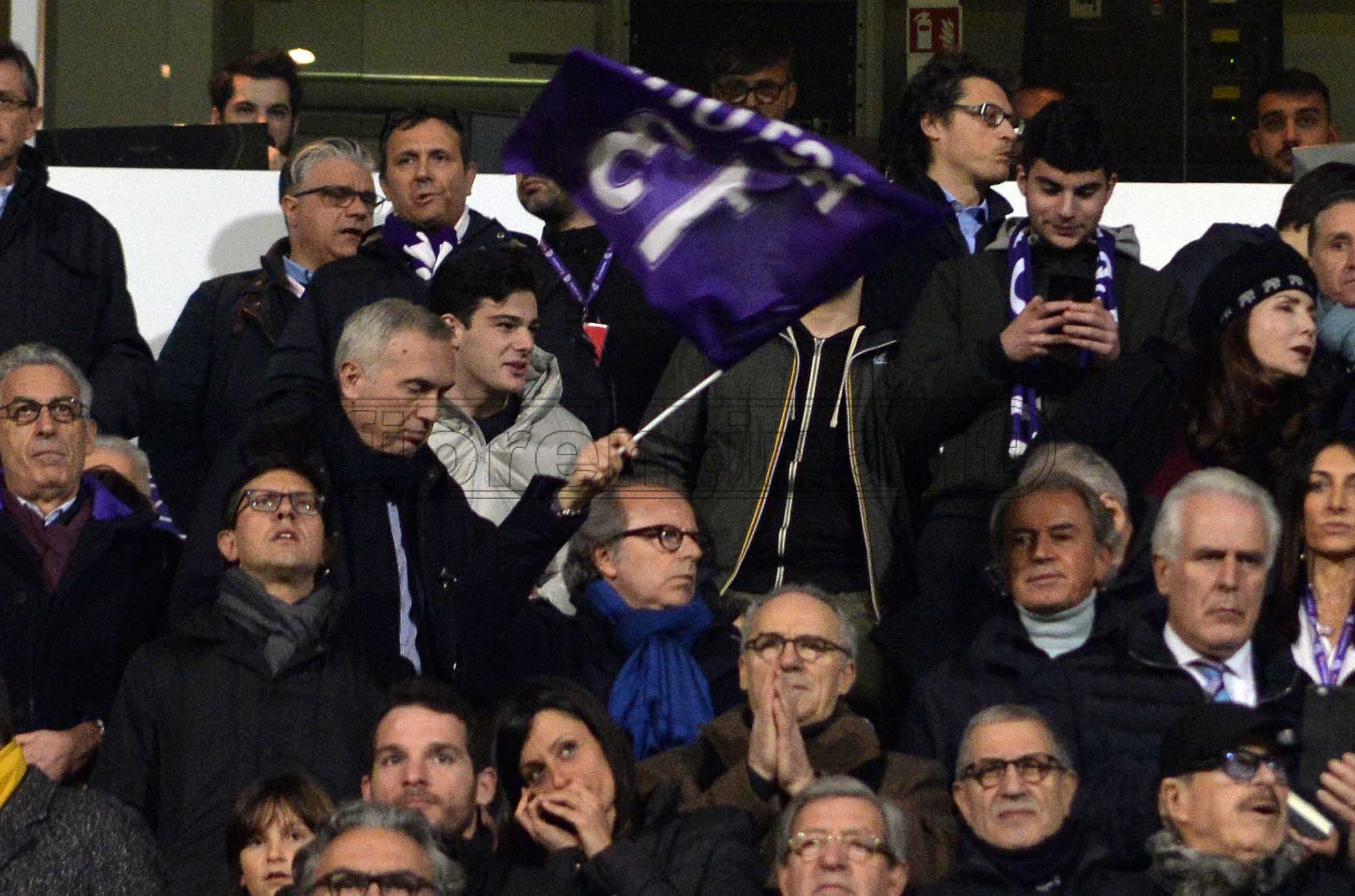FIORENTINA-ATALANTA 27-02-2019 COPPA ITALIA. ANDREA DELLA VALLE CON LA BANDIER IN RICORDO DI DAVIDE ASTORI. GALASSI SILVANO/SILPRESS