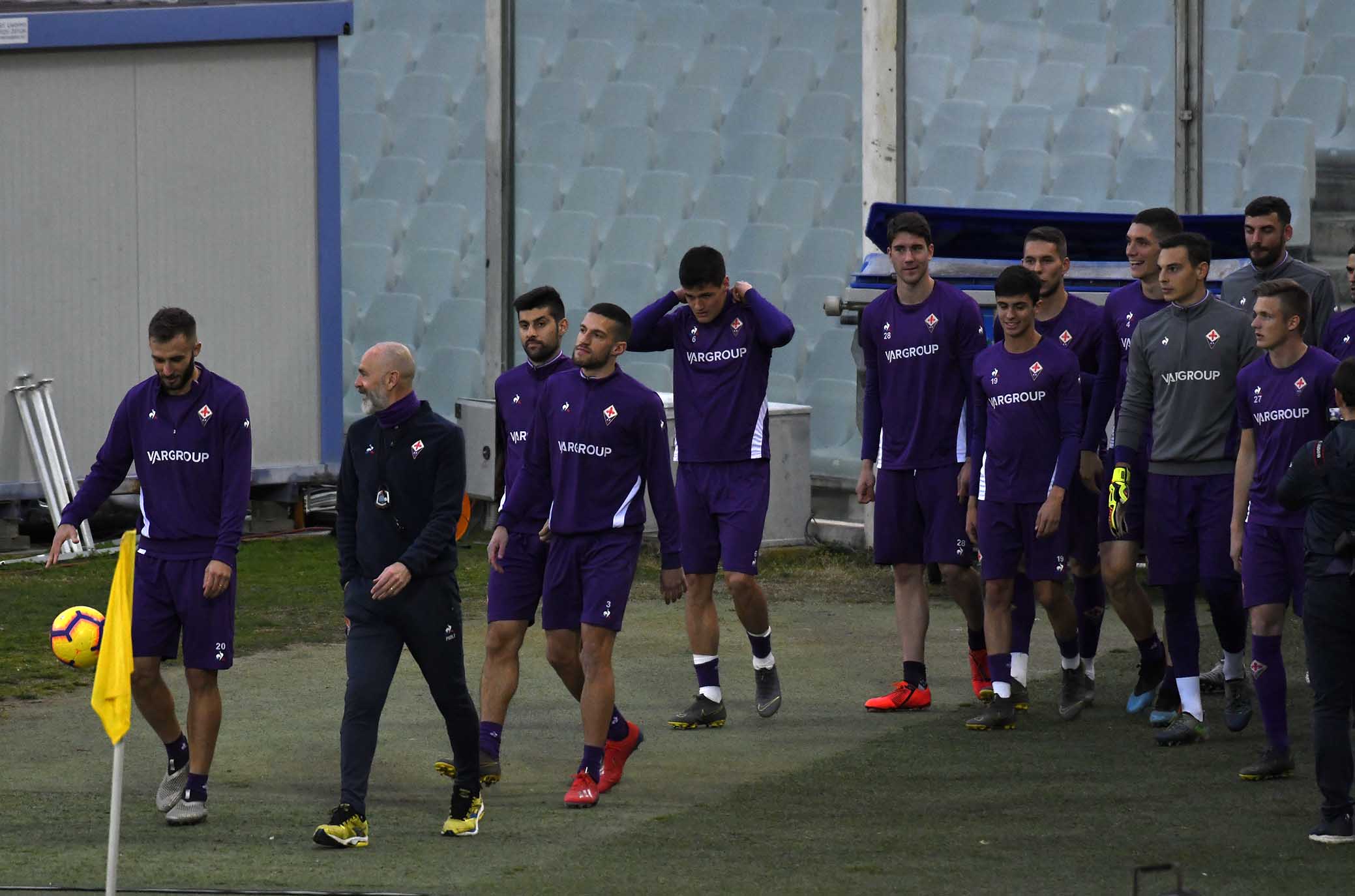 FIORENTINA 25-02-2019 I GIOCATORI DELLA FIORENTINA SALUTANO I TIFOSI. GALASSI SILVANO/SILPRESS