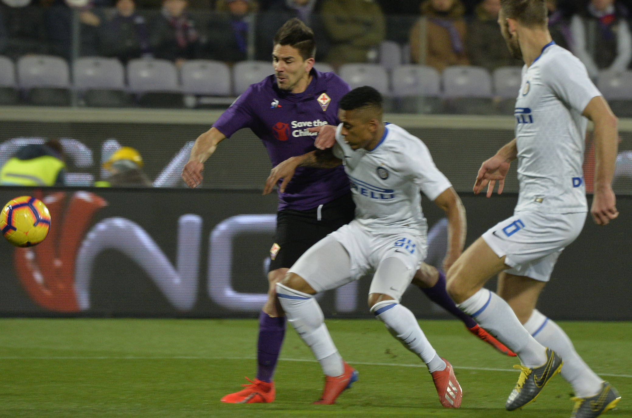 Dalbert dice no alla Fiorentina: vuole restare all'Inter o andare al Nizza