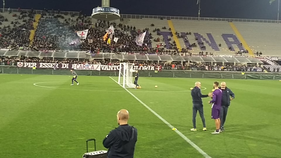 Pezzella e Mirallas: solo riscaldamento con il gruppo. Poi lavoro a parte per entrambi
