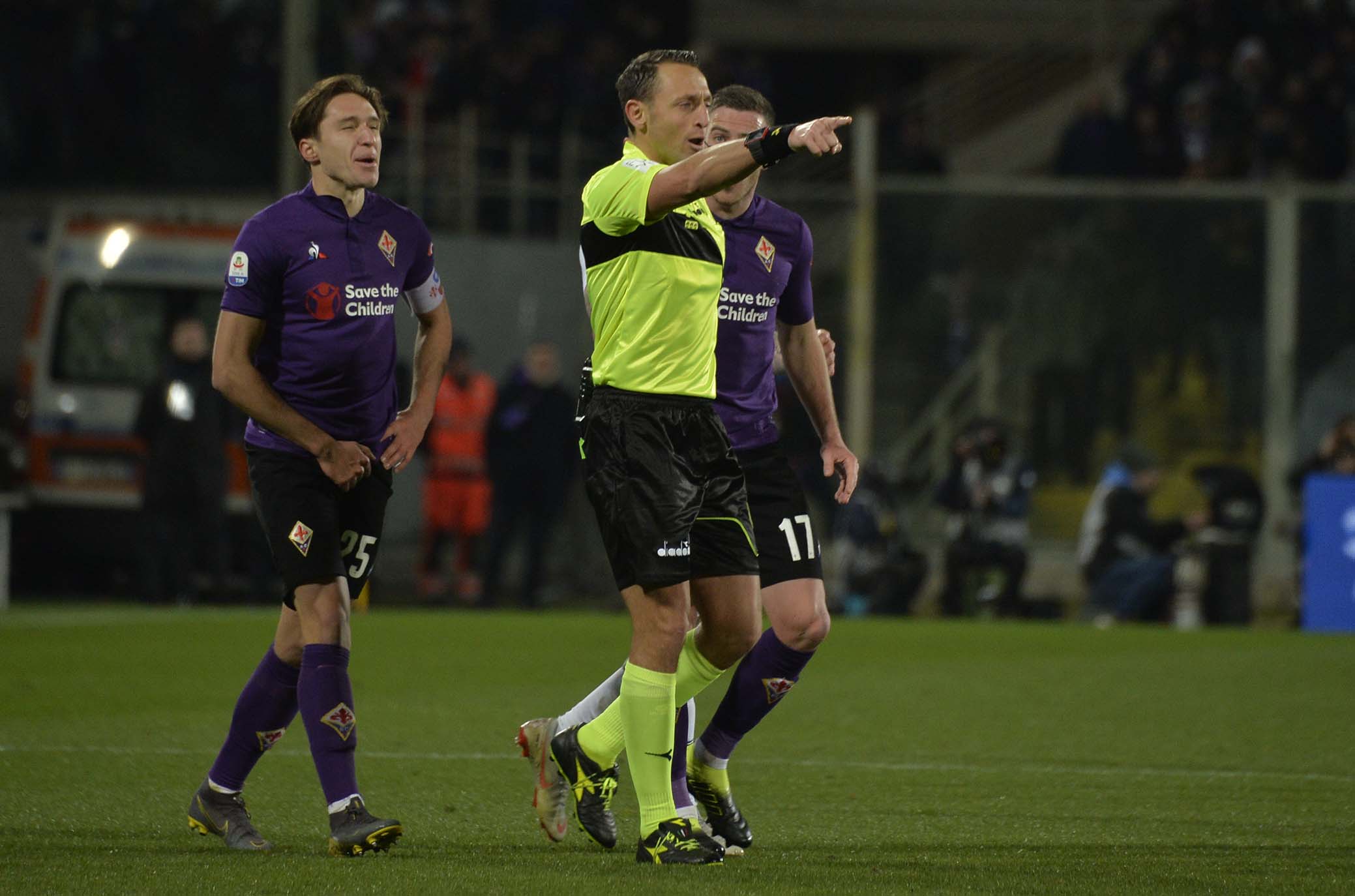 Quel braccio 'galeotto'... Fiorentina, 6 rigori contro per falli di mano (VIDEO)