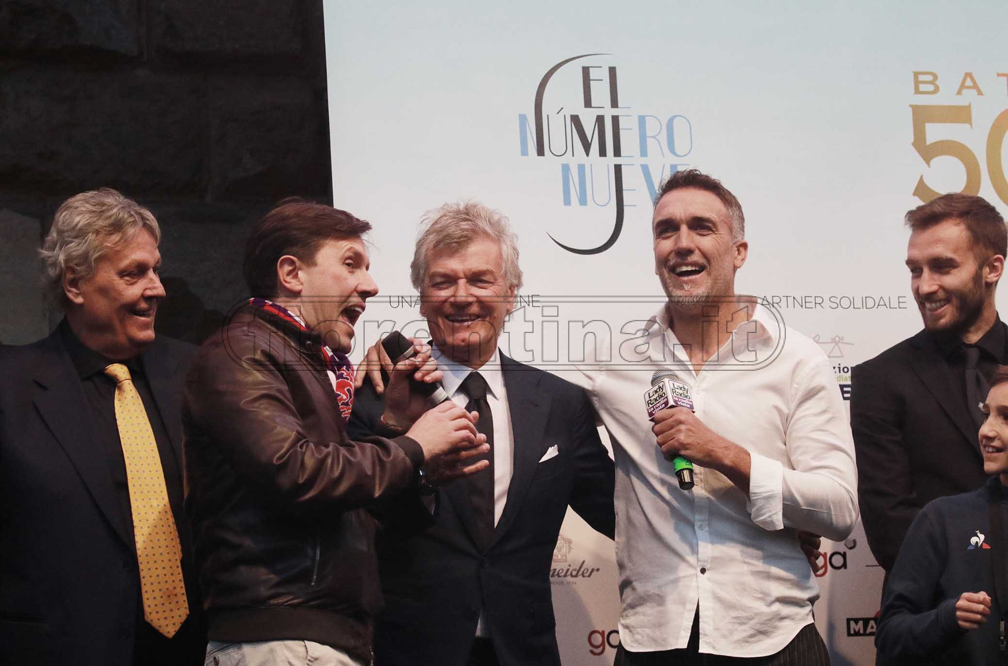 FIORENTINA 31-03-2019 GFESTA PER I 50 ANNI DI GABRIEL BATISTUTA IN PIAZZA DELLA SIGNORIA. GIANNI DE MAGISTRIS, DARIO NARDELLA, GIANCARLO ANTOGNONI E GERMAN PEZZELLA. GALASSI SILVANO/SILPRESS