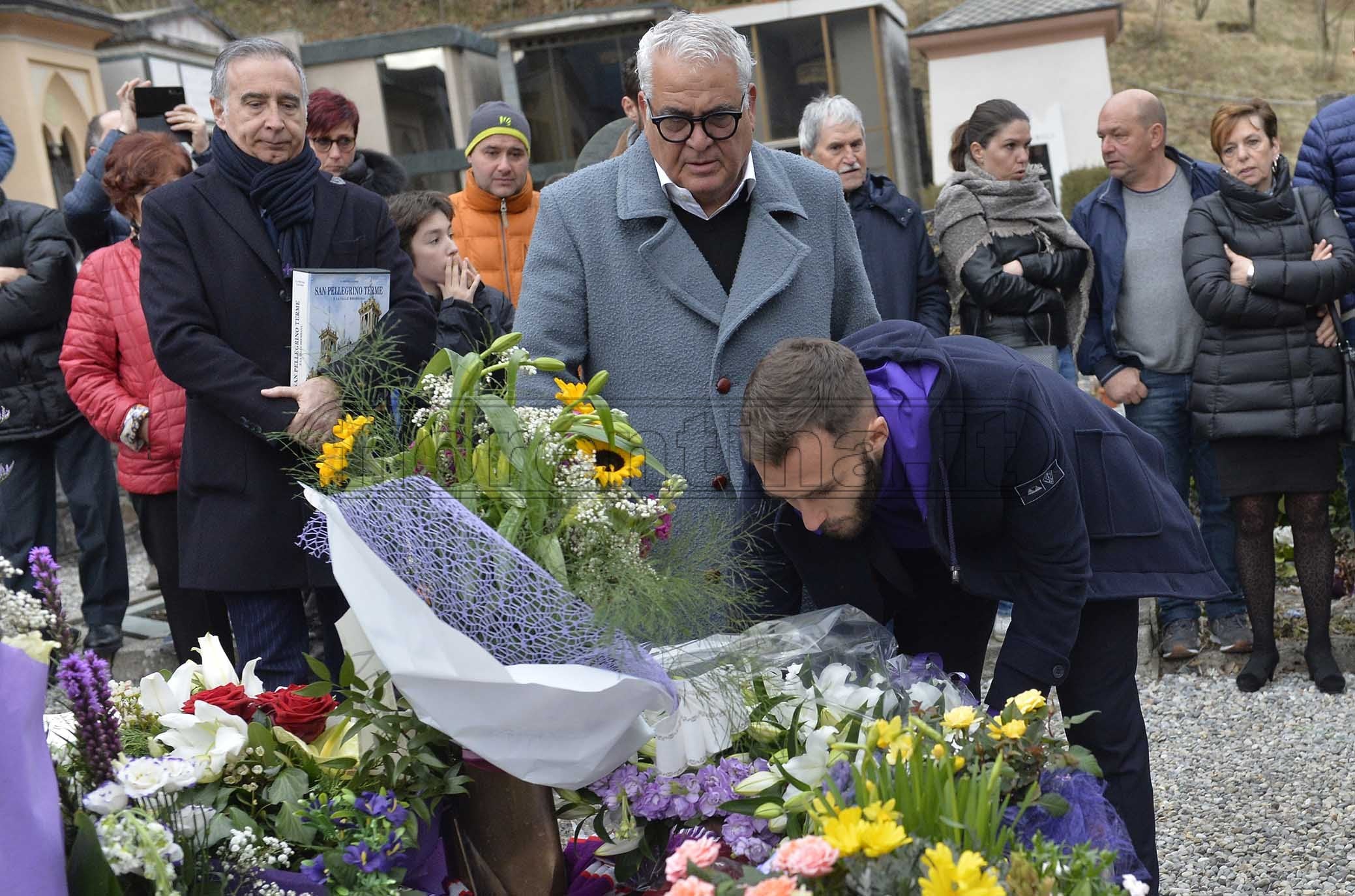 Bergamo 04-03-2019. La squadra a San Pellegrino per commemorare il capitano Davide Astori ad un anno di distanza dalla sua tragica scomparsa. MARIO COGNIGNI, PANTALEO CORVINO E GERMAN PEZZELLA. GALASSI SILVANO/SILPRESS