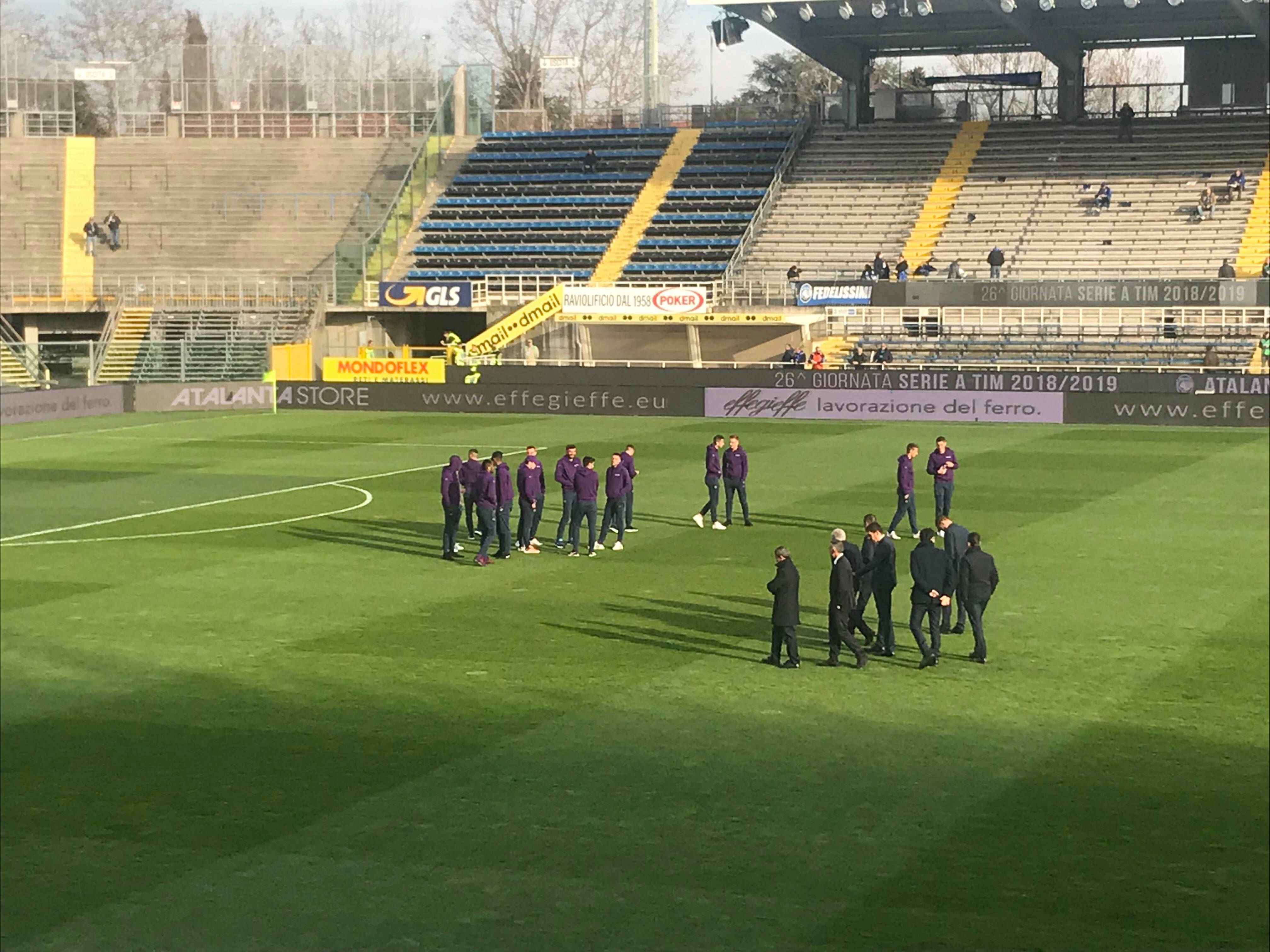 Qui Bergamo, Fiorentina in campo a sondare il terreno di gioco (FOTO VI.IT)