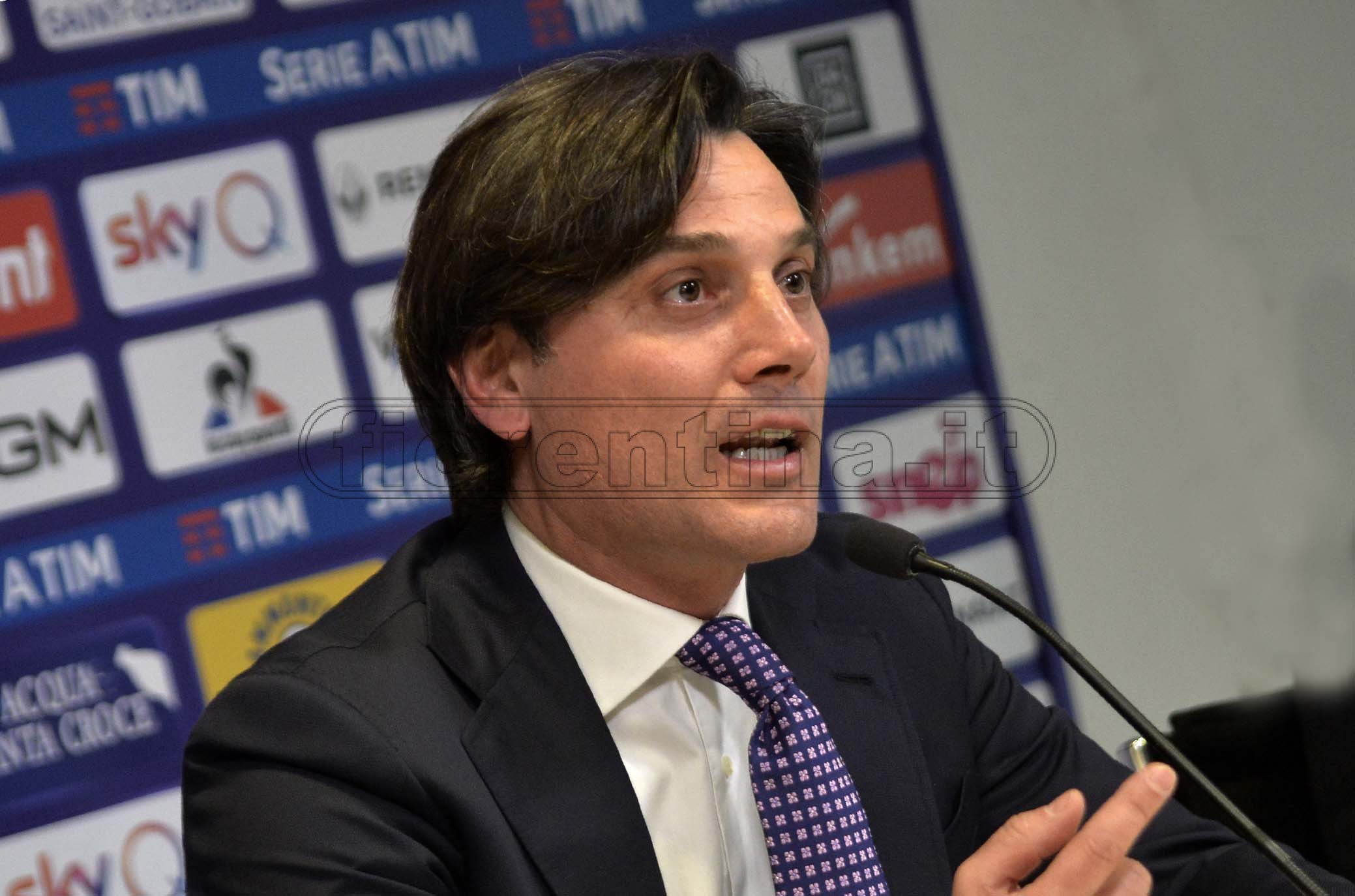 Montella in conferenza: "Voglio giocare per l'onore. Squadra poco tranquilla"