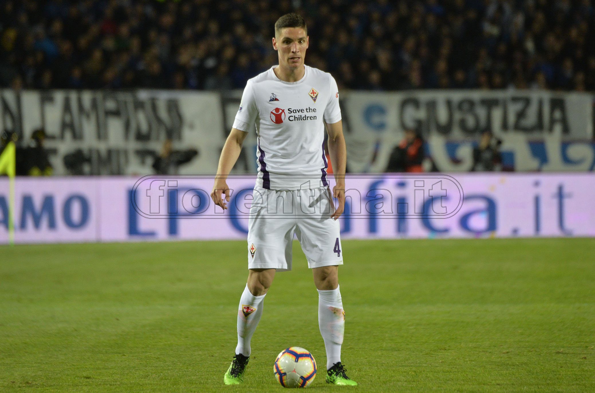 Milenkovic: "Pronto e carico per la nuova stagione. Forza grande Viola!" (FOTO)