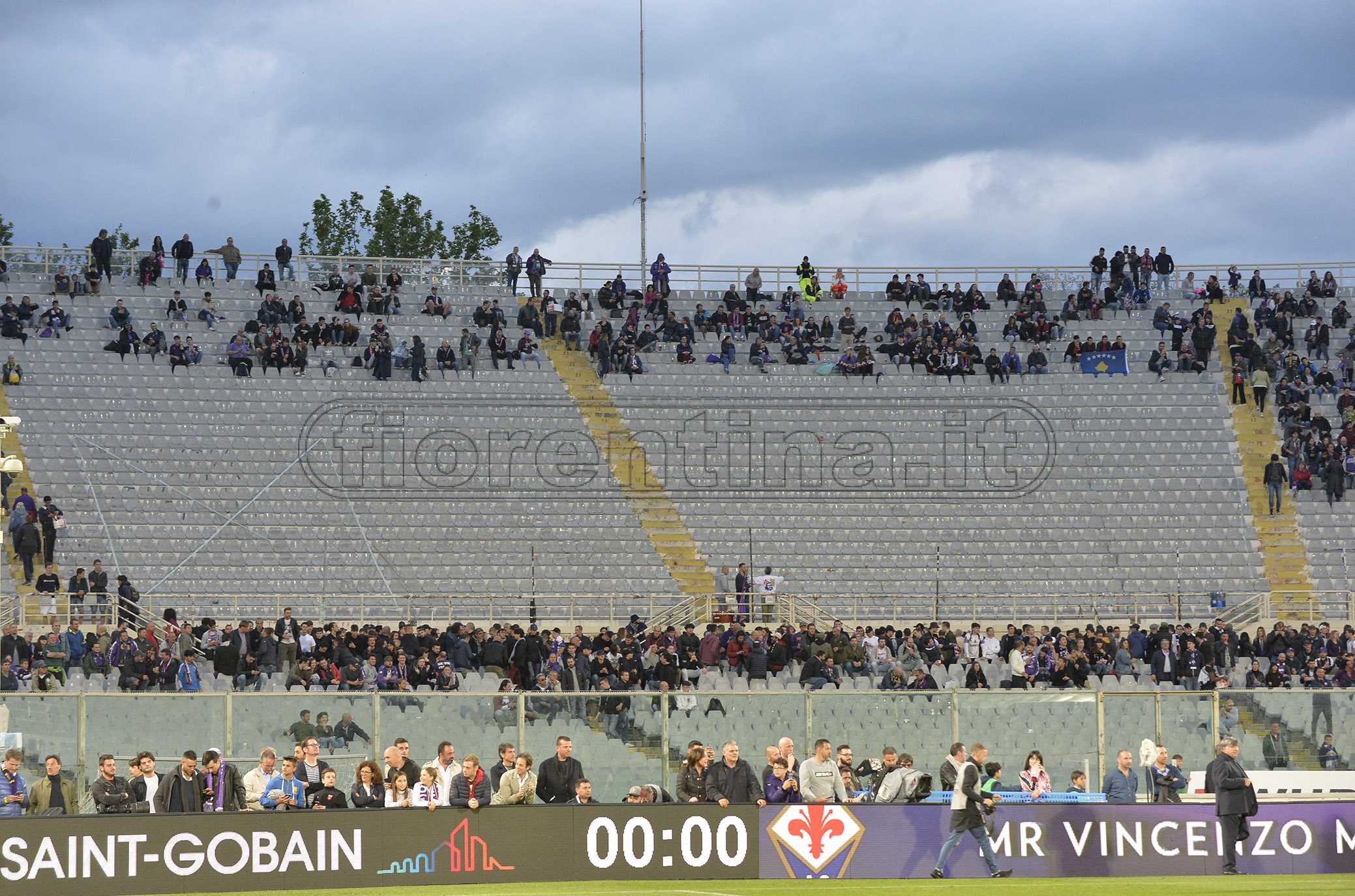 Tifosi allo stadio? Un’ipotesi, ma ancora troppi rischi. Ecco in quali gare al Franchi