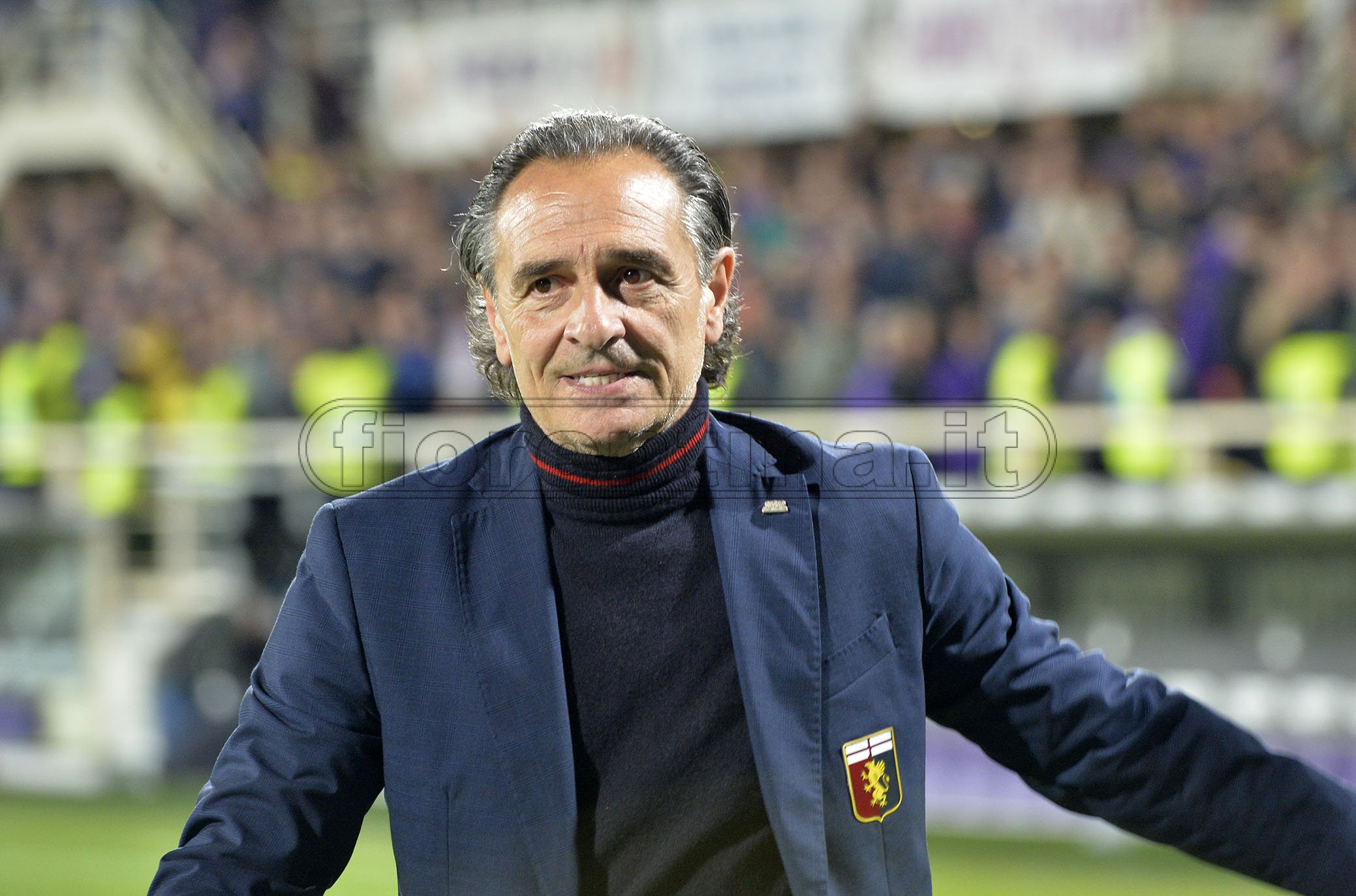 'Salta la panchina', cantano i tifosi. Gattuso e Prandelli-Batistuta le alternative