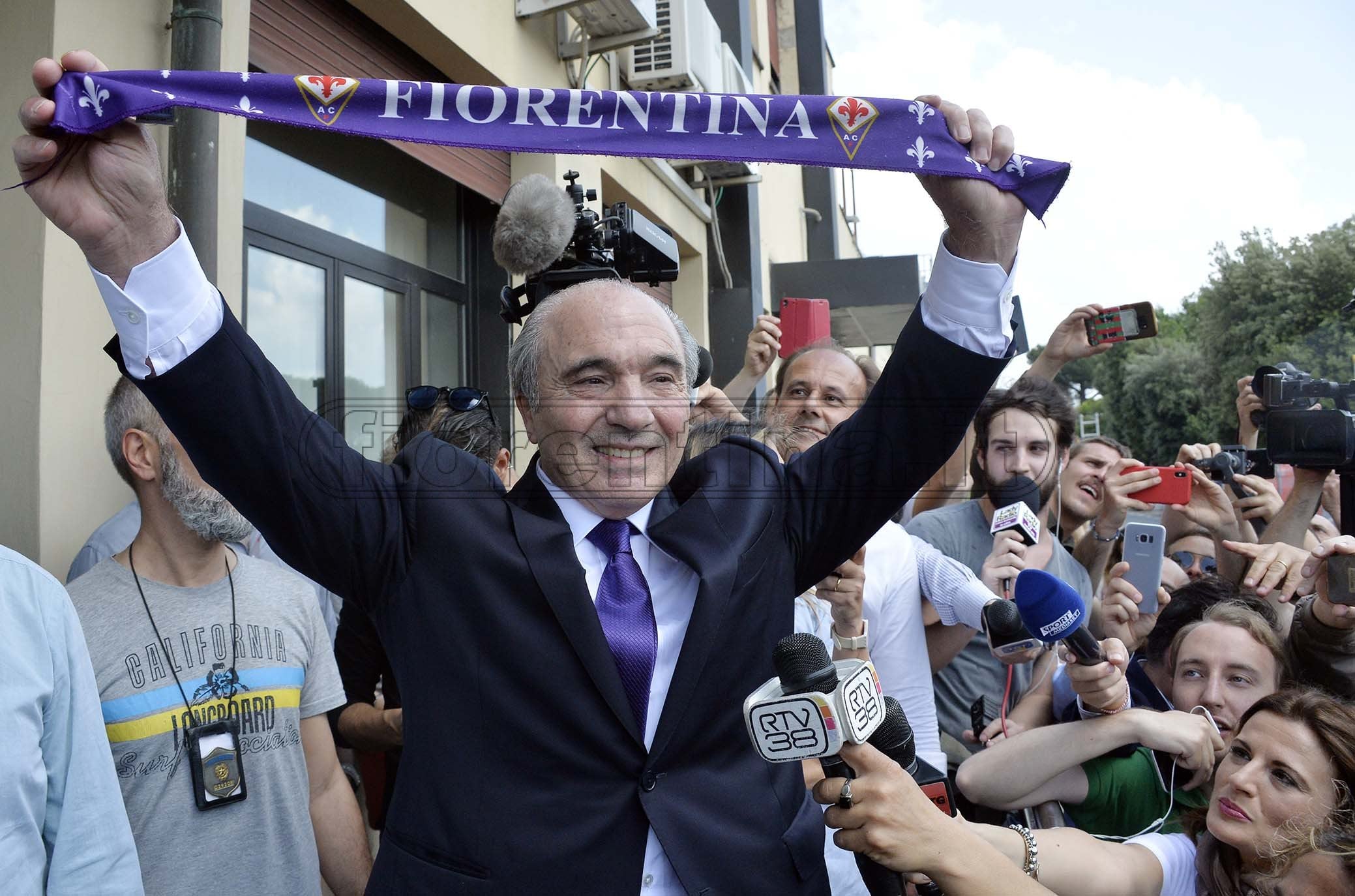 La giornata viola, il riassunto