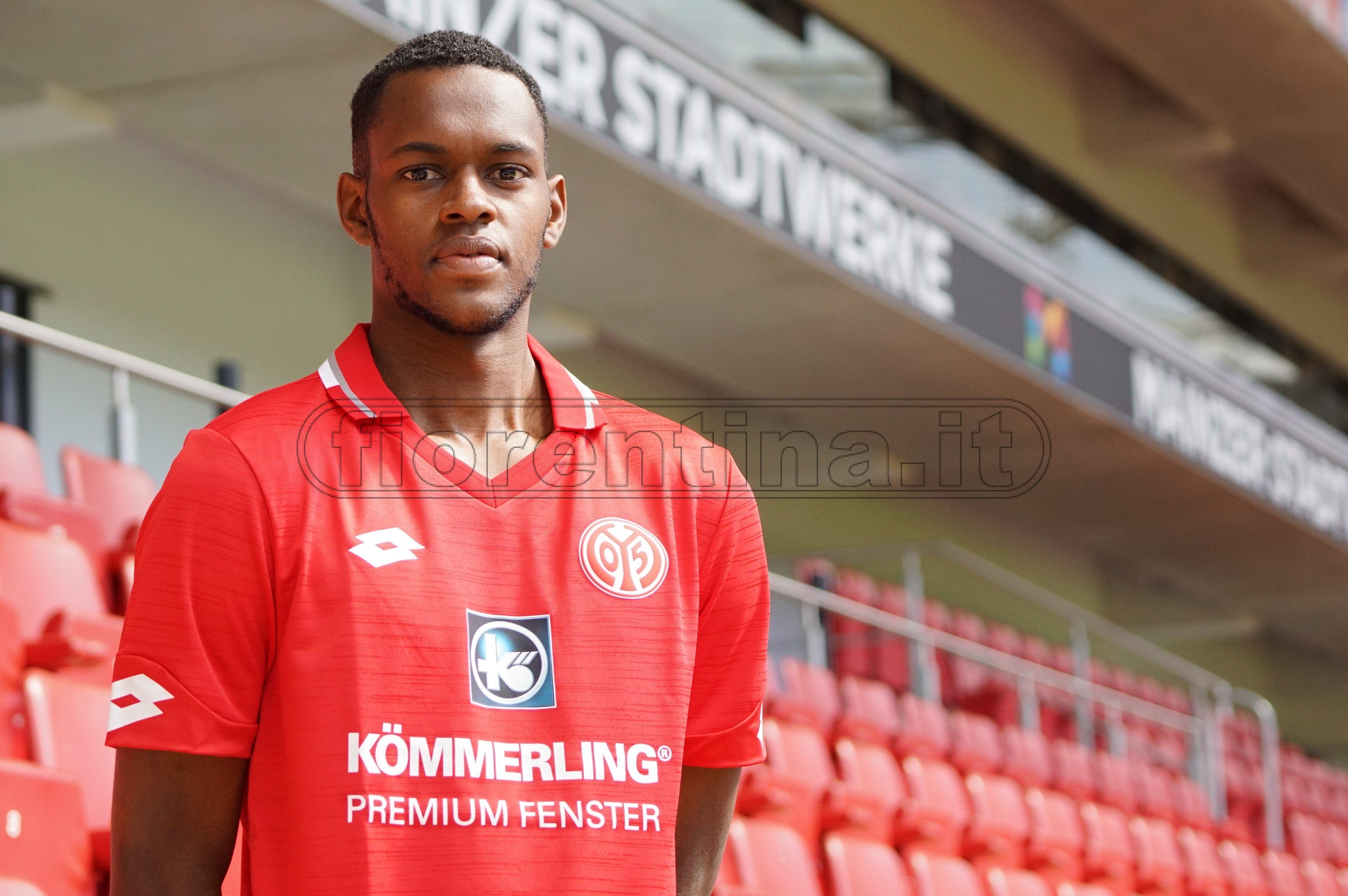 L'ex viola Edimilson Fernandes titolare nella Svizzera ma esce per infortunio
